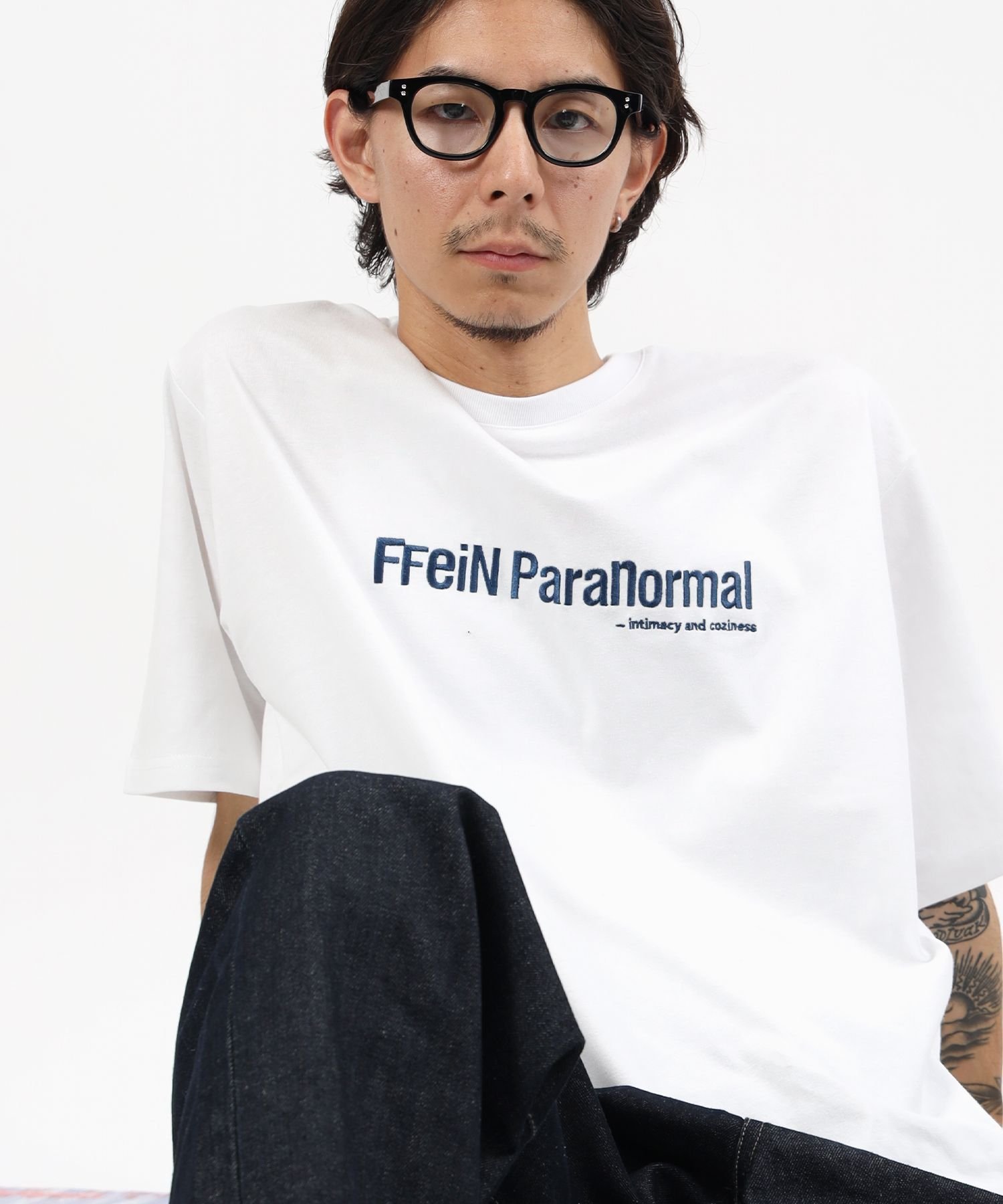 FFEIN 【FFEIN(フェイン)】センターロゴ刺繍ショート丈Tシャツ / Tシャツ 短丈 クルーネック 半袖 ショート丈 刺繍 ナバル トップス カットソー・Tシャツ ネイビー ブラウン レッド ホワイト ブラック