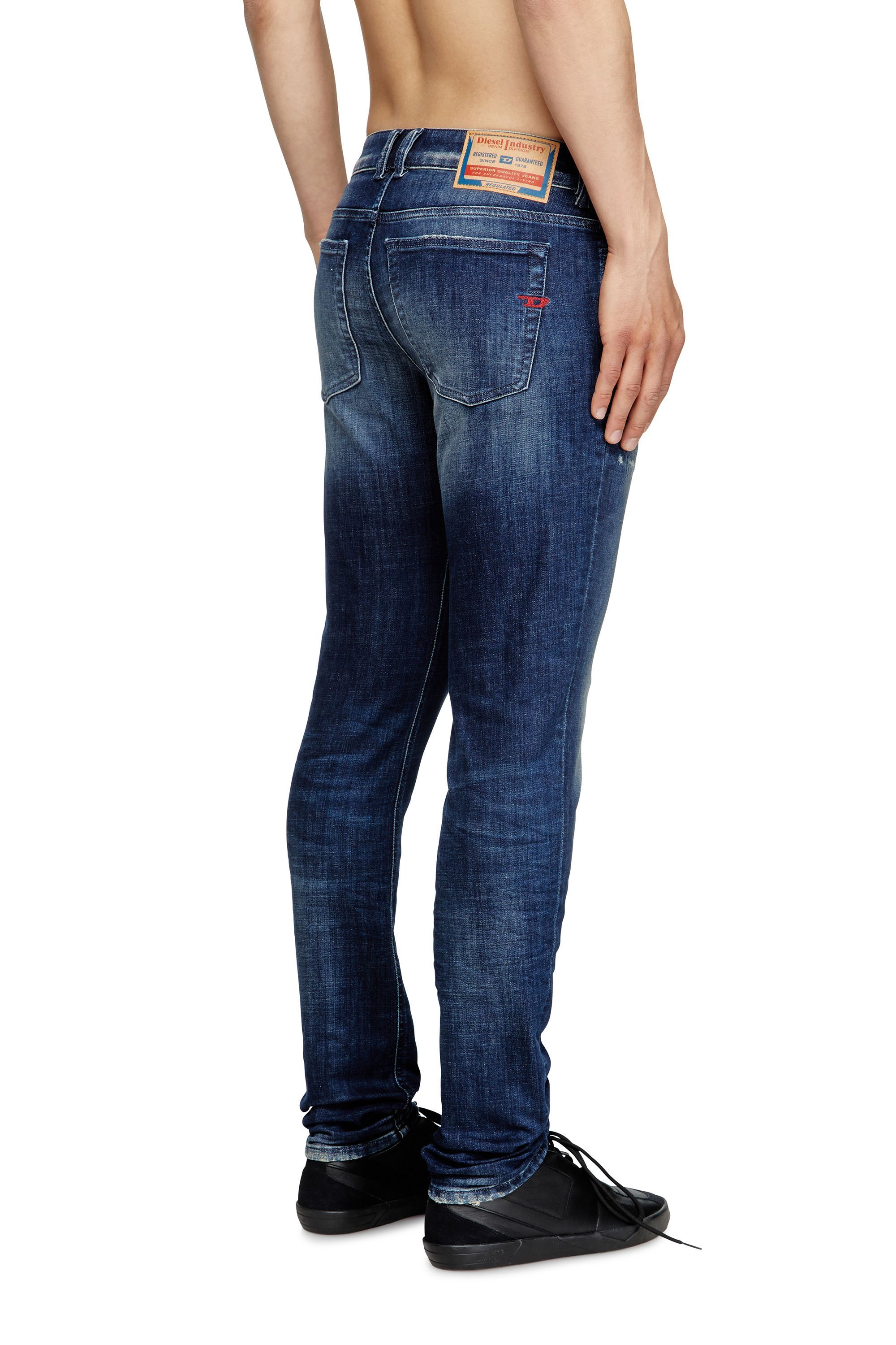 メンズ デニムパンツ SKINNY 1979 SLEENKER L.30 ディーゼル パンツ ジーンズ・デニムパンツ ブルー