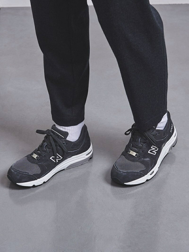 CM1700 1331-499-8738: JC Gray