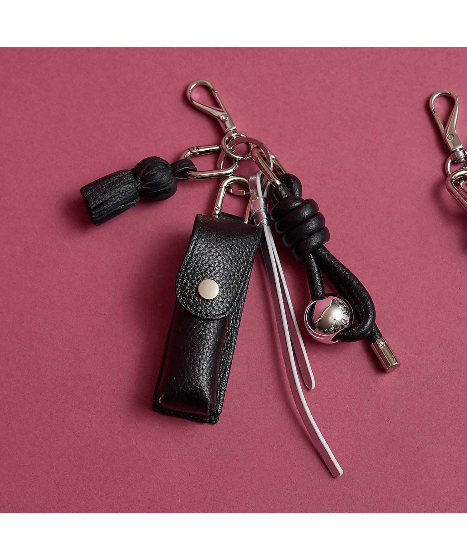 collex 【WEB限定】【Beau're/ヴュレ】リップケース付きレザーチャーム コレックス ファッション雑貨 チャーム・キーチェーン ブラック ブラウン カーキグリーン【送料無料】