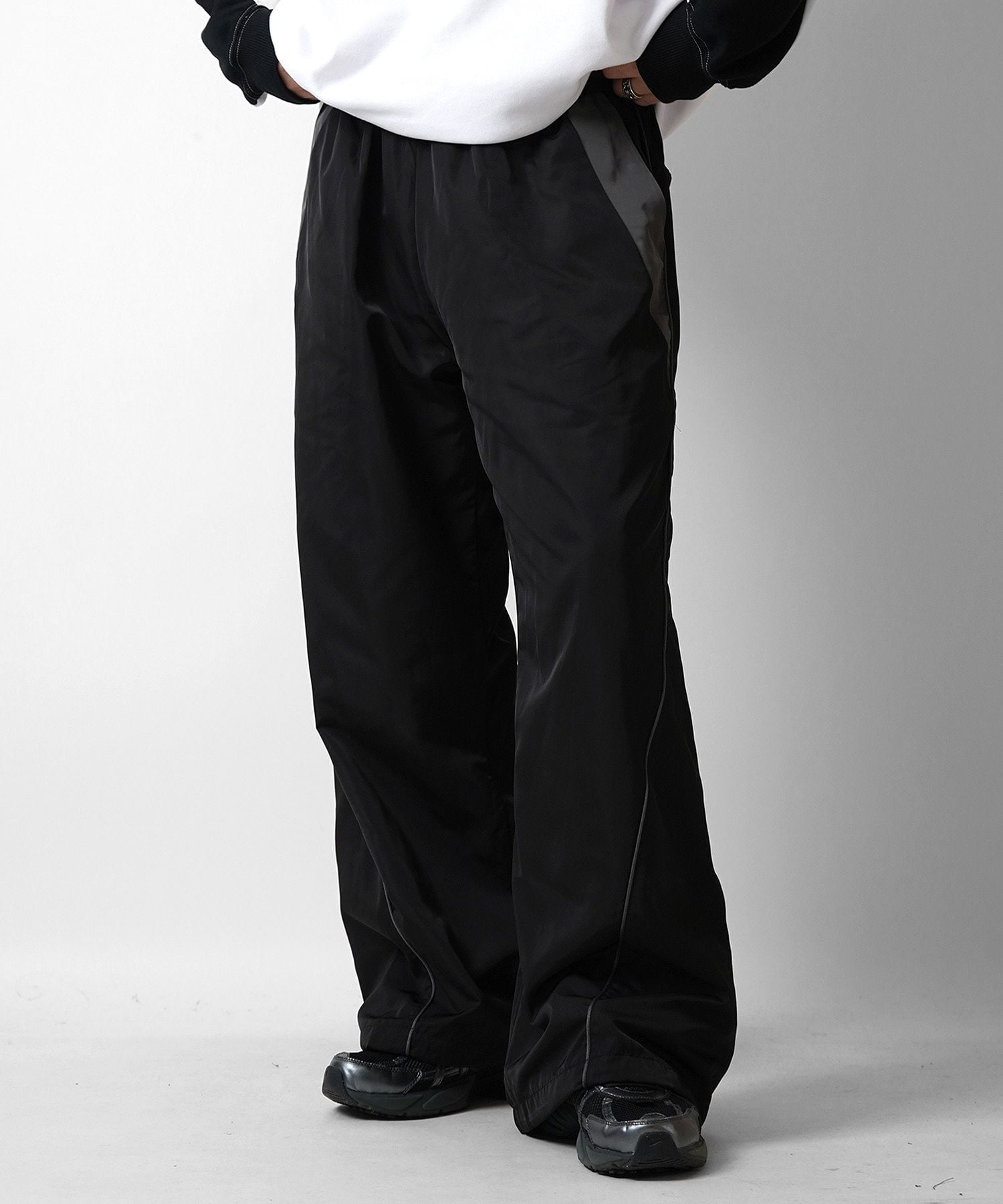 Confirm (M)Y2K 切替パイピングPT コンファーム パンツ その他のパンツ グレー ブラック ホワイト【送料無料】