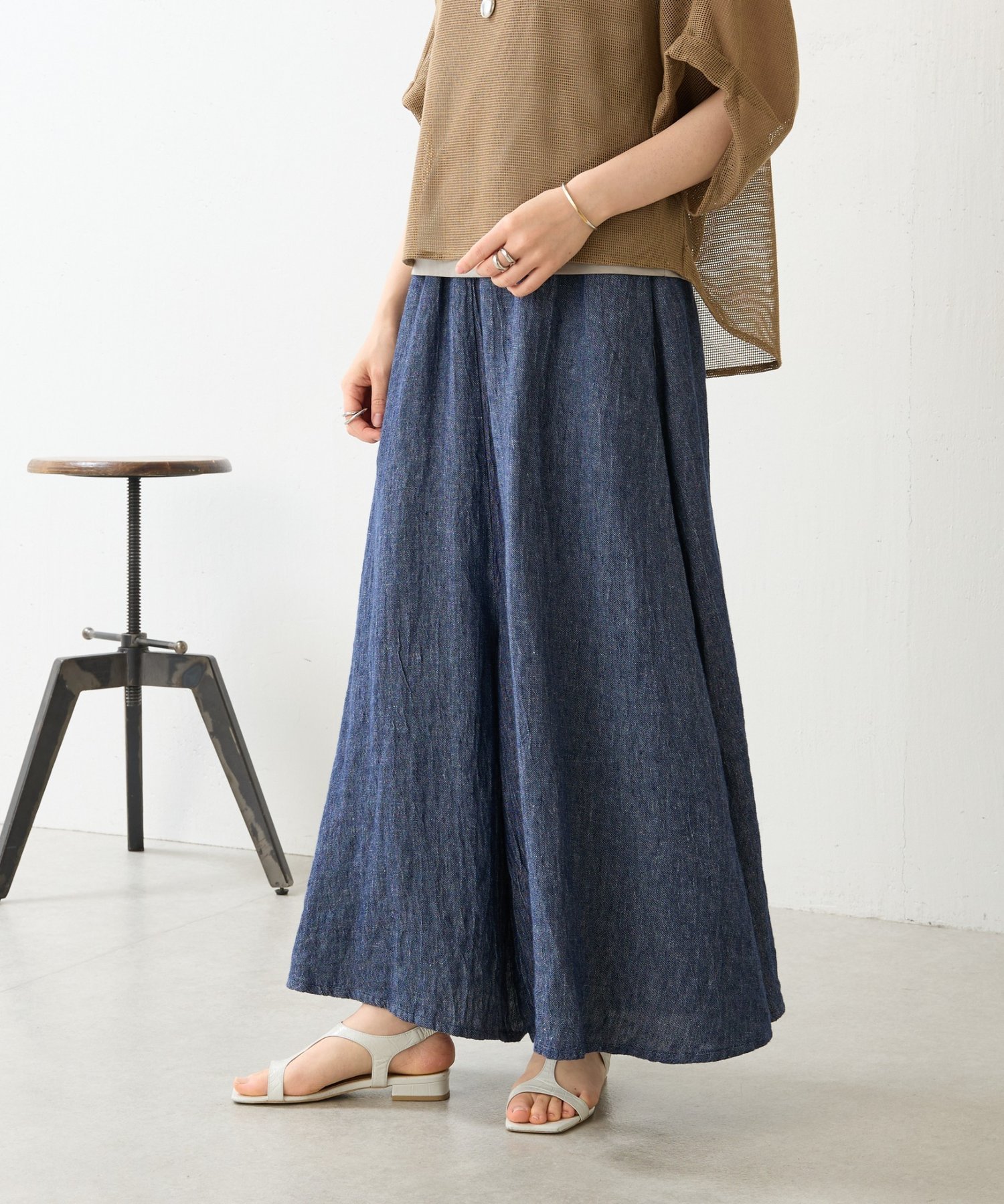 リネンデニムサルエルパンツ ビアズリー パンツ その他のパンツ ブルー