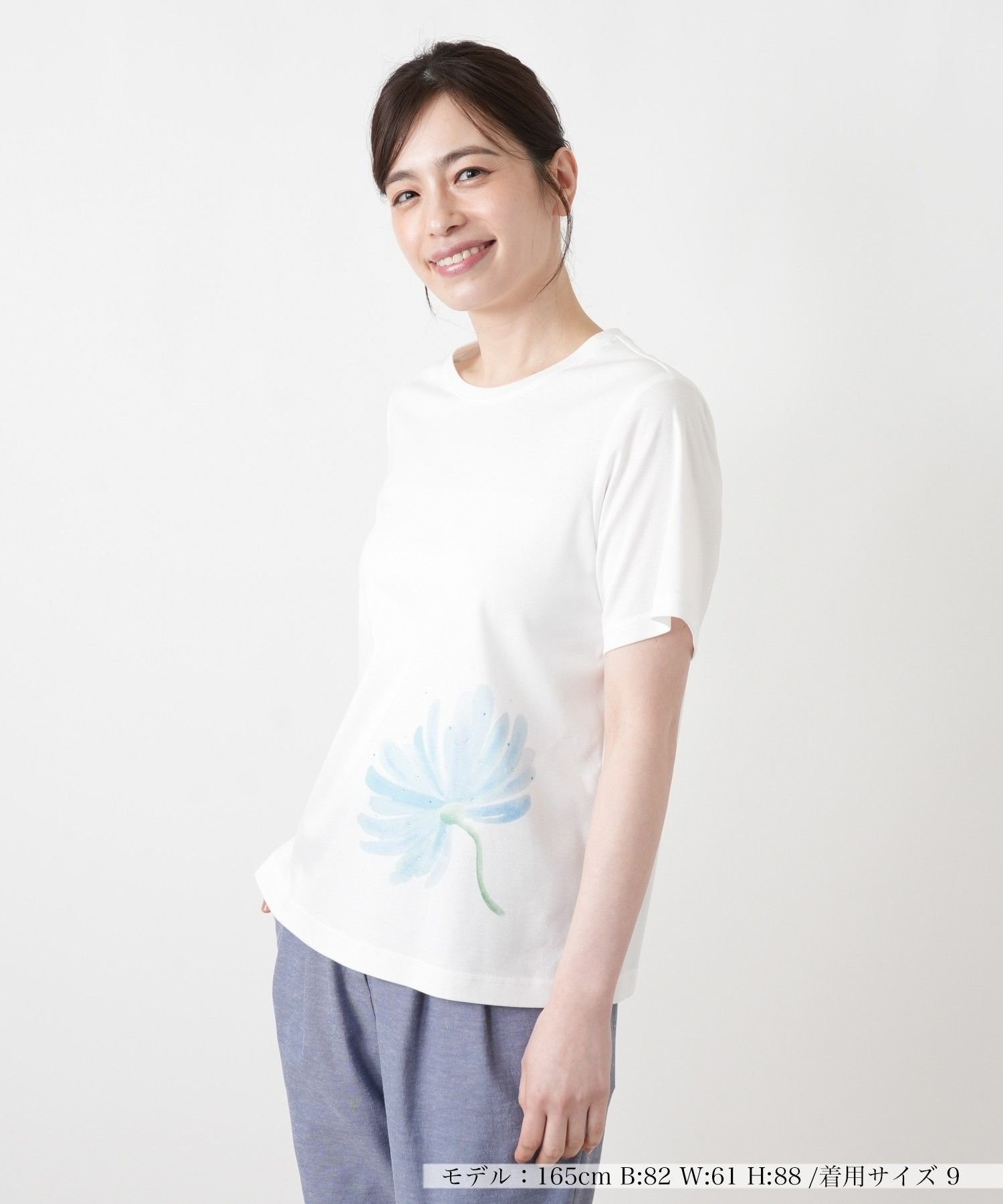 Leilian プリントクルーネックTシャツ【Leilian WHITE LABEL】 レリアン トップス カットソー・Tシャツ ホワイト ピンク グリーン