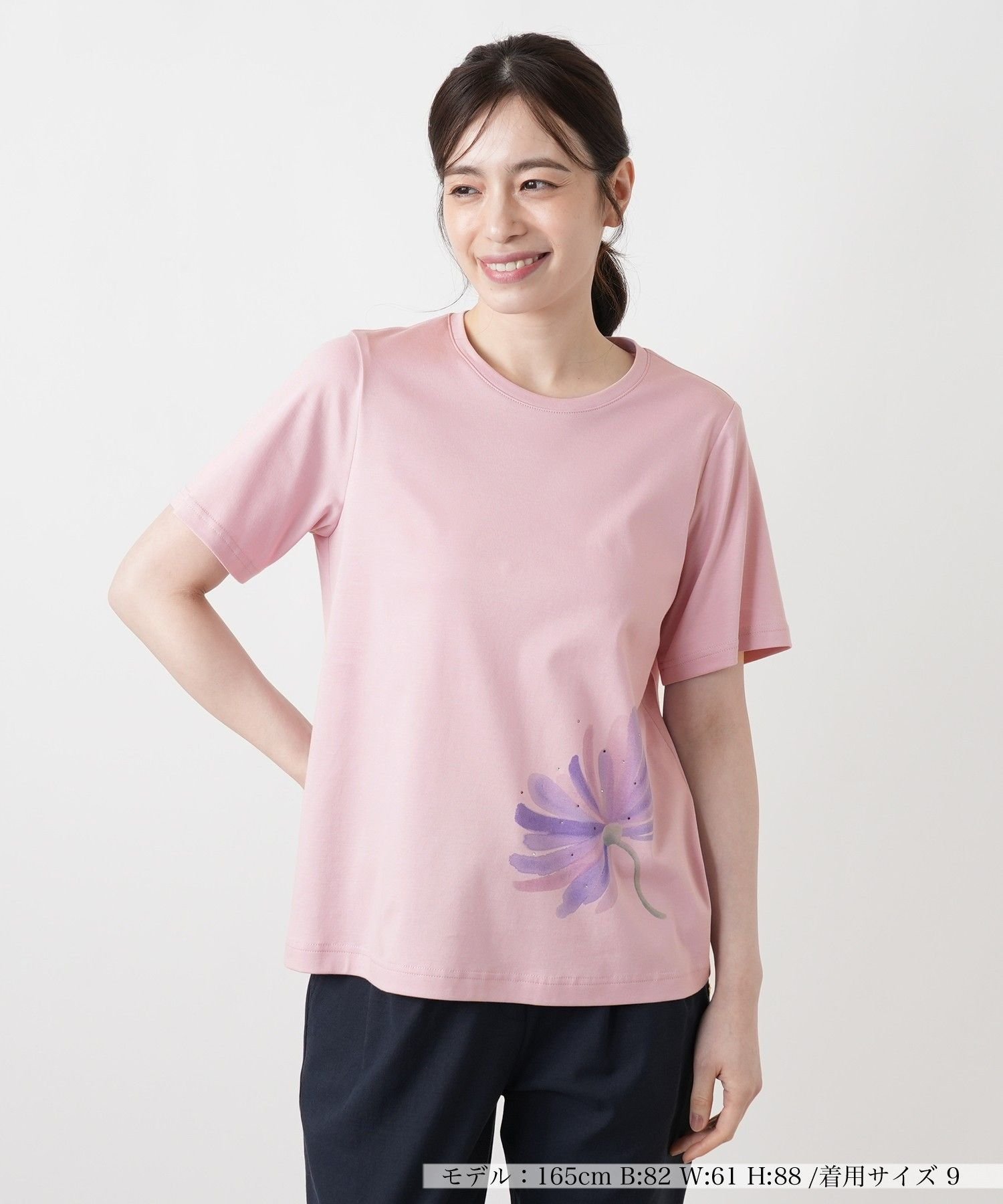 Leilian プリントクルーネックTシャツ【Leilian WHITE LABEL】 レリアン トップス カットソー・Tシャツ ホワイト ピンク グリーン