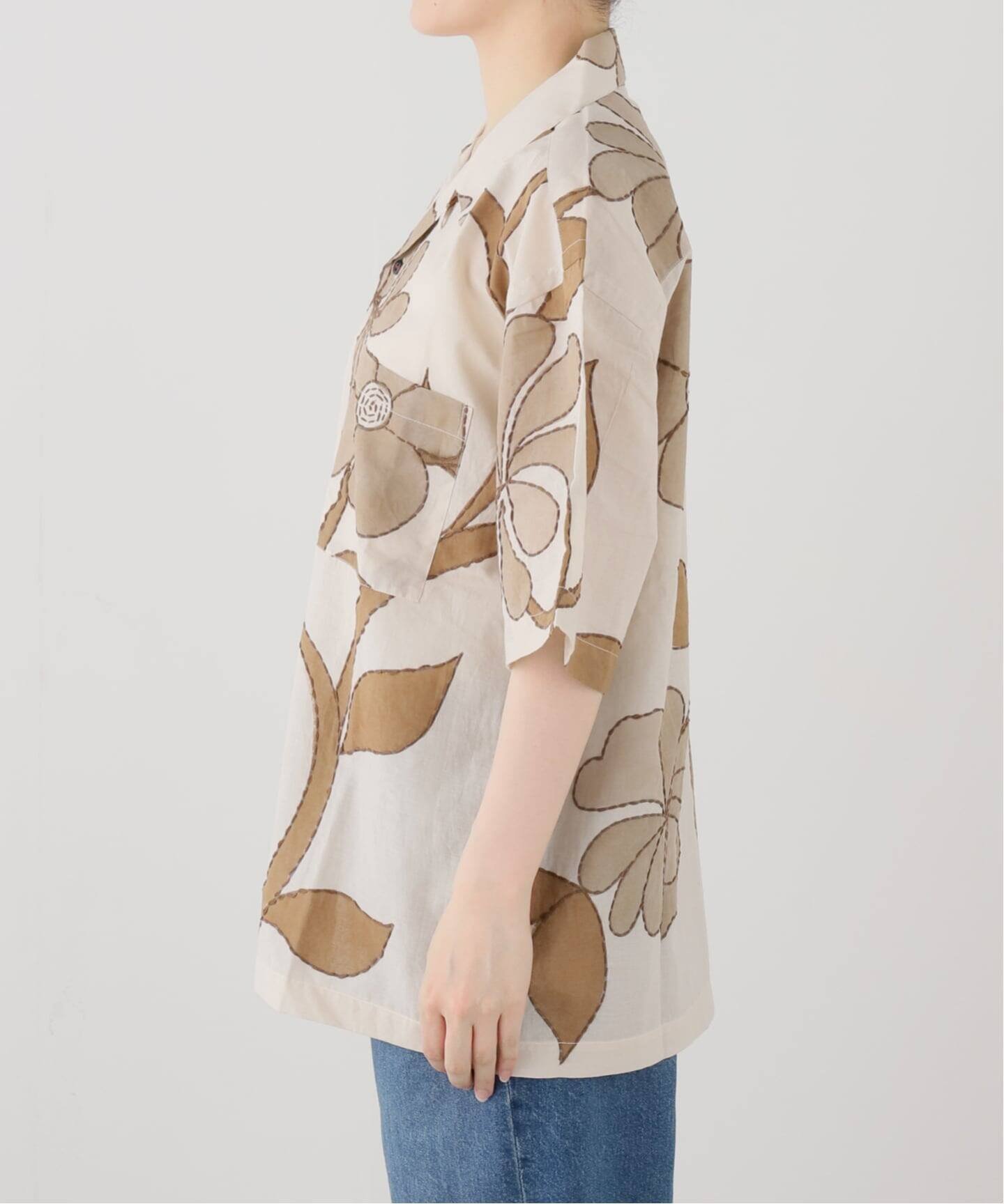 KARDO ROHITフラワーハンドペイントshirt フレームワーク トップス シャツ・ブラウス ベージュ