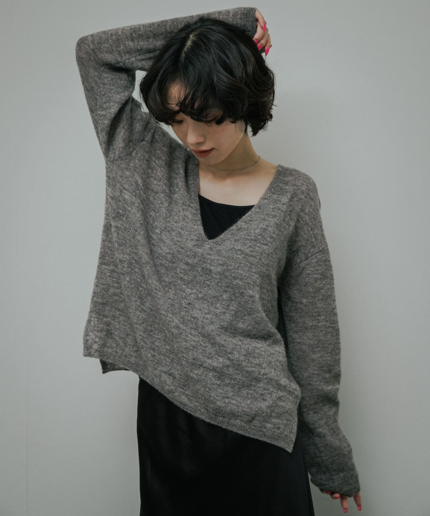Baby Alpaca V-Neck Knit アーバンリサーチドアーズ トップス ニット グレー グリーン