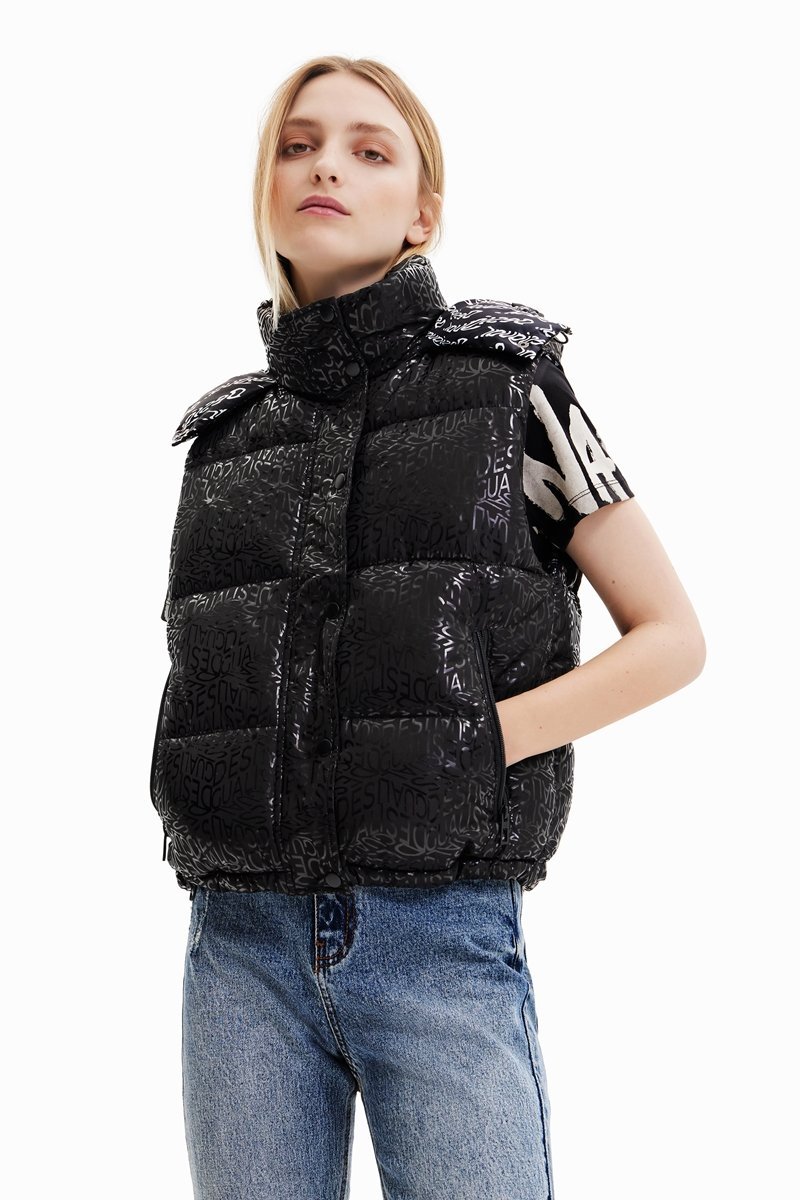 【SALE／50%OFF】Desigual ロゴ パデッドジレ デシグアル トップス ベスト・ジレ  ...