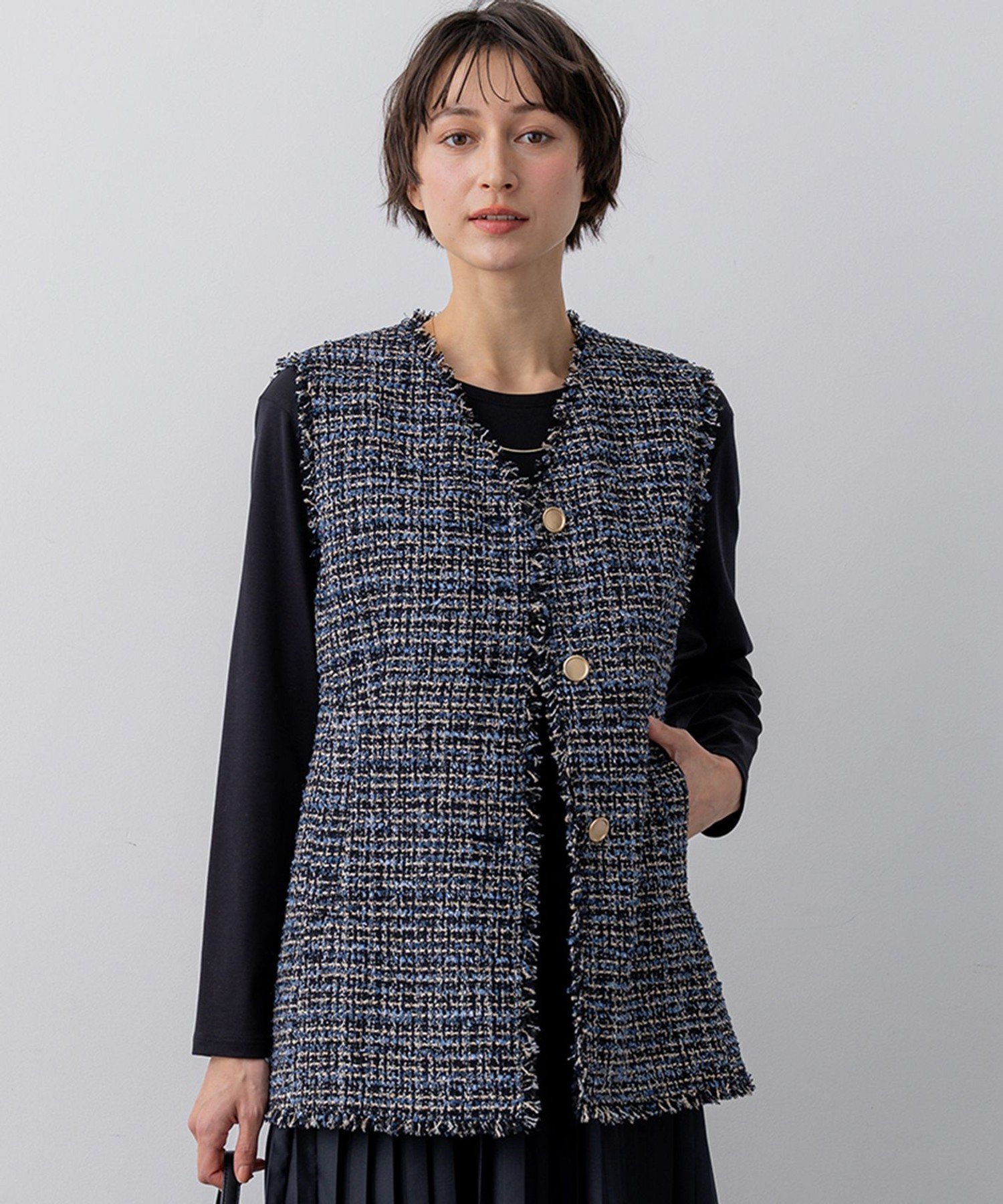 23区 L 【VERY掲載】GIOLICAツイード フォルム ジレ ニジュウサンク ジャケット・アウター その他のジャケット・アウター