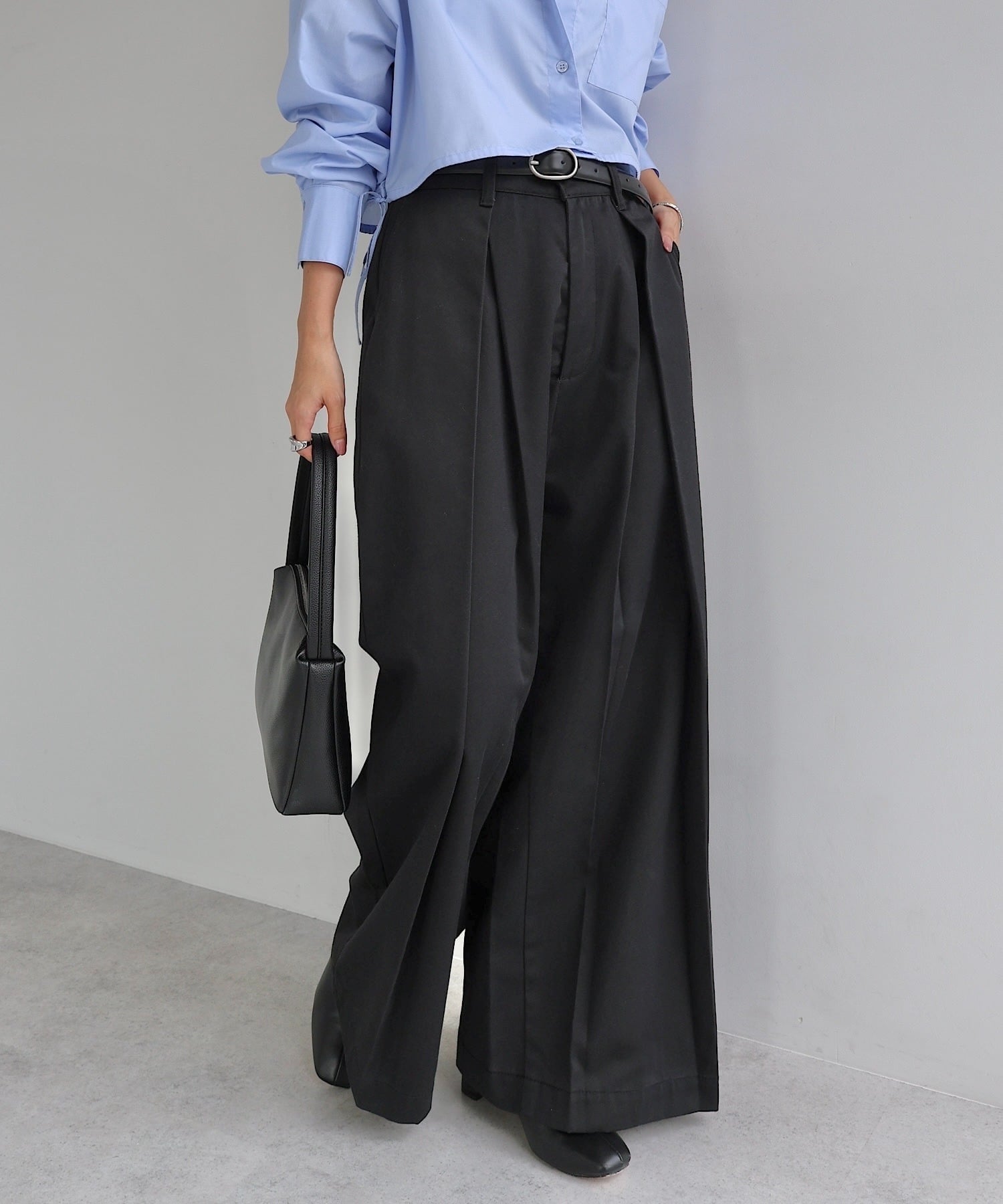 andme ツイル タック チノ ワイド パンツ アンドミー パンツ その他のパンツ ベージュ ブラック【送料無料】のサムネイル