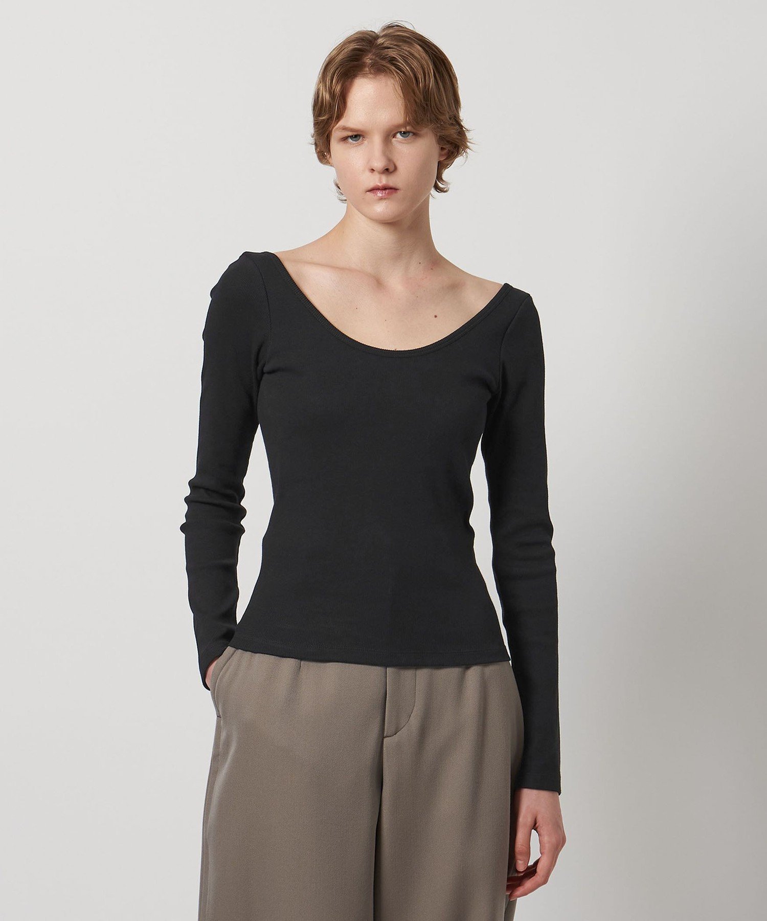 ＜LOEFF＞コットンテレコ ラウンドネック カットソー ユナイテッドアローズ アウトレット トップス カットソー・Tシャツ ブラック ワインレッド