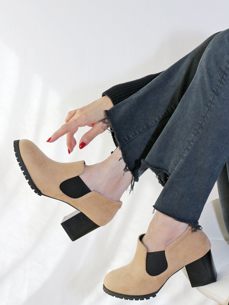 【SALE／50%OFF】Fin タンクソールサイドゴアブーティー フィン シューズ・靴 ブーツ ベージュ ブラック【送料無料】のサムネイル