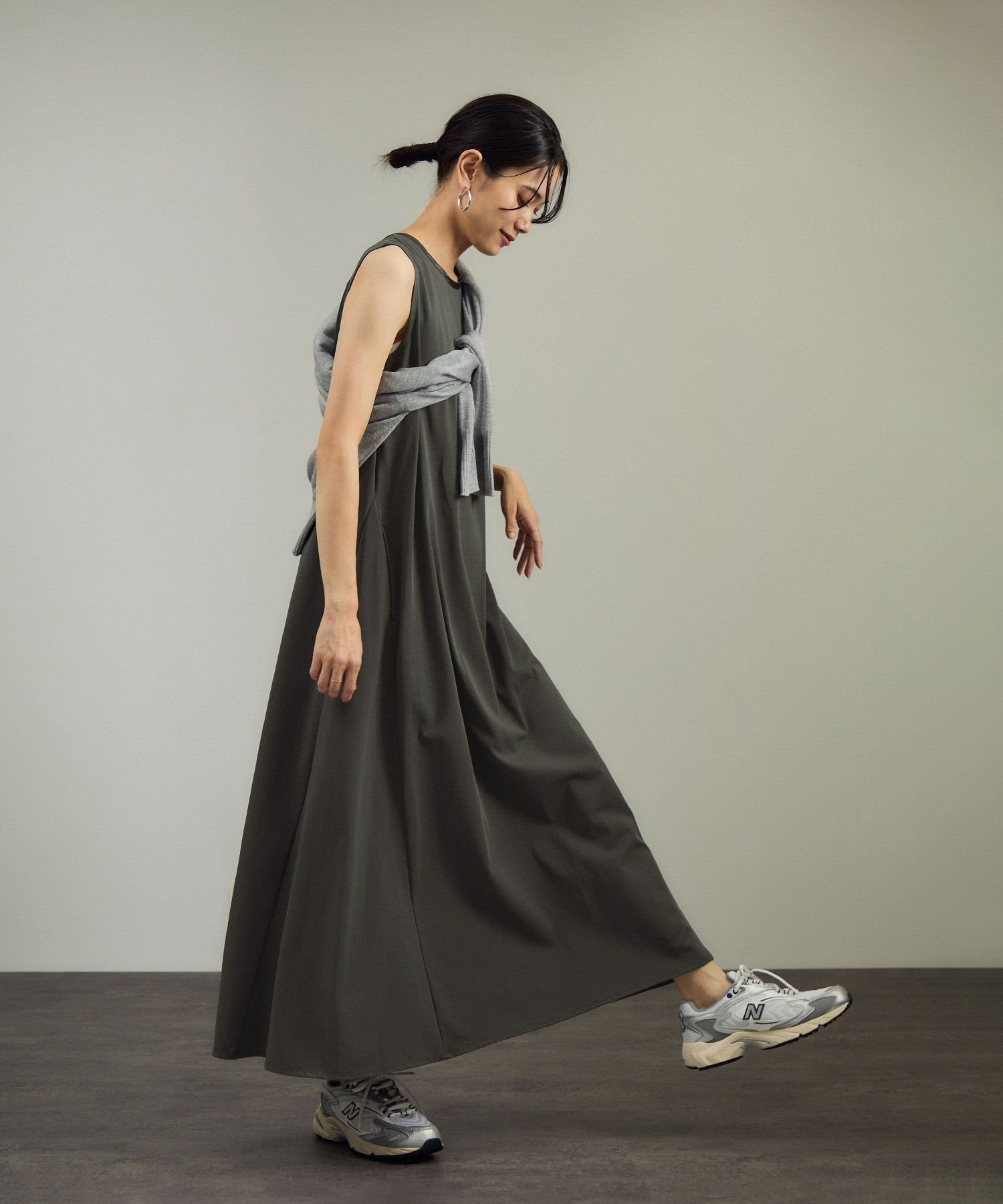 SALON adam et rope' 【WEB限定】サイドフレアリラクシーワンピース[接触冷感・UVカット] サロン アダム エ ロペ ワンピース・ドレス ワンピース ブラウン ブラック グレー【送料無料】 3