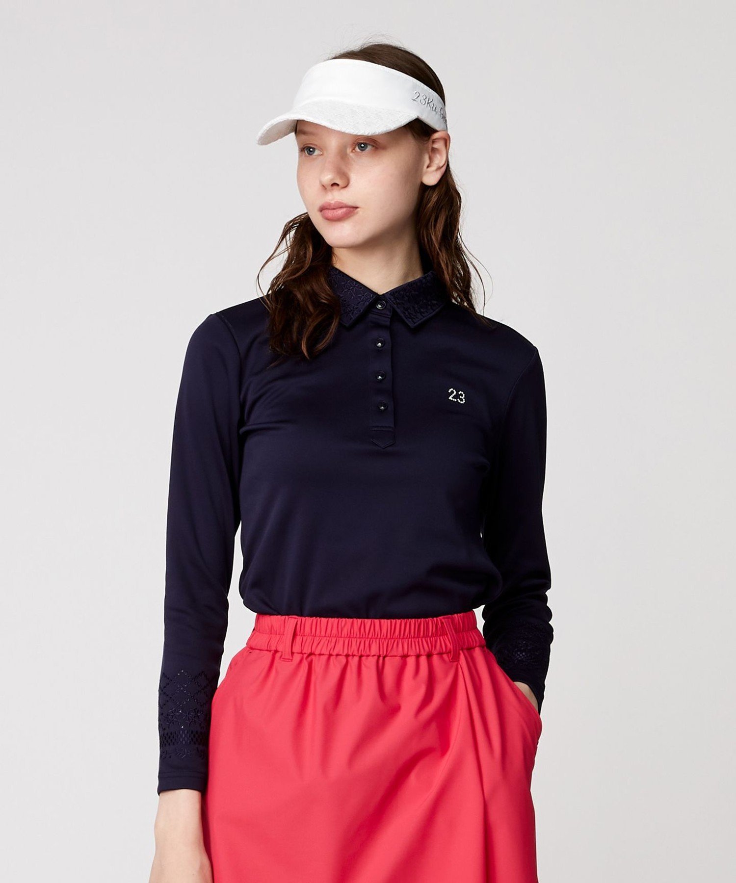 23区GOLF 【WOMEN】【吸水速乾・UVケア】エンブロイダリー 長袖シャツ ニジュウサンクゴルフ トップス ポロシャツ ネイビー ホワイト【送料無料】