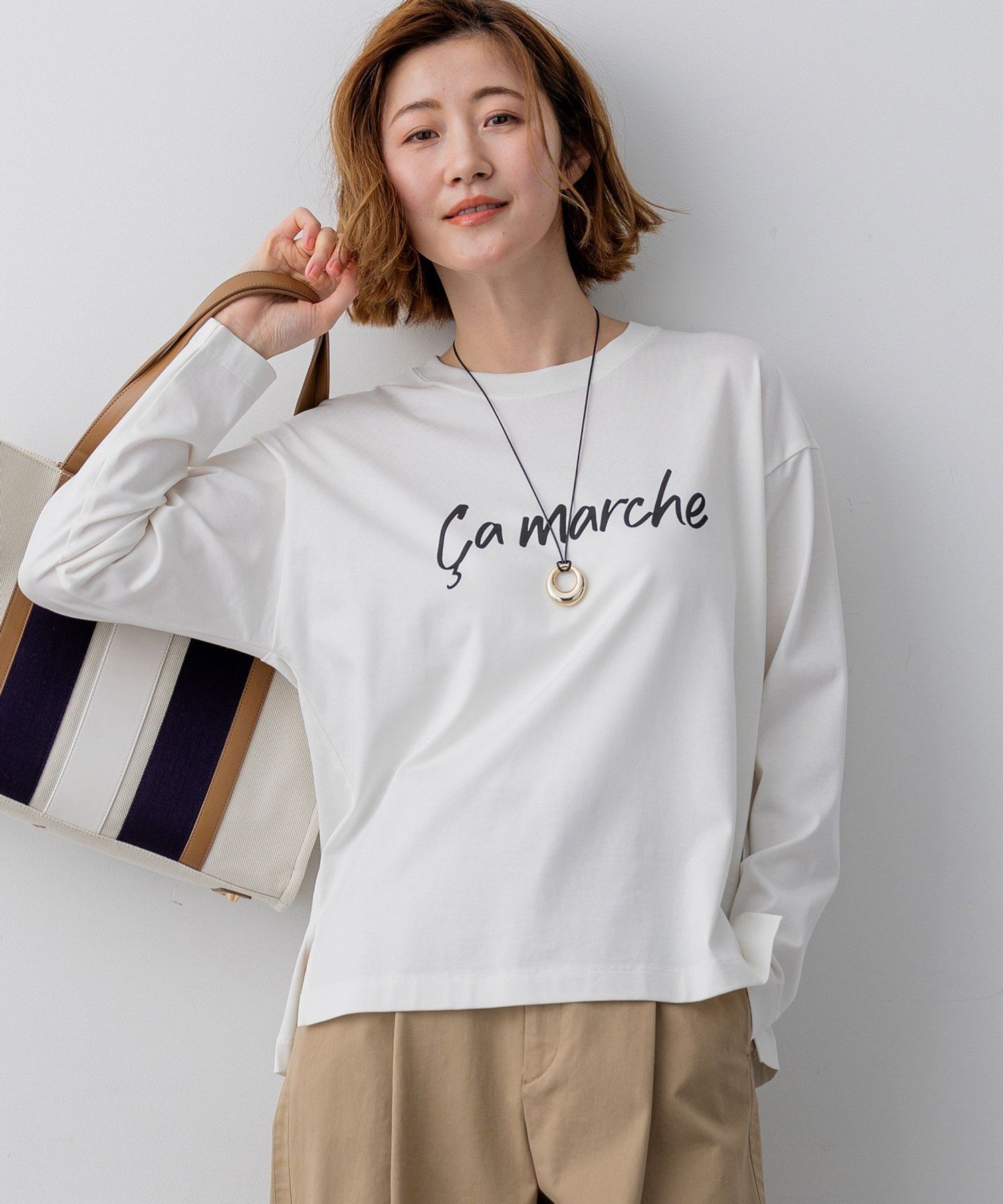 23区 S Ca marche ロゴ ロングTシャツ ニジュウサンク トップス カットソー・Tシャツ ホワイト ベージュ