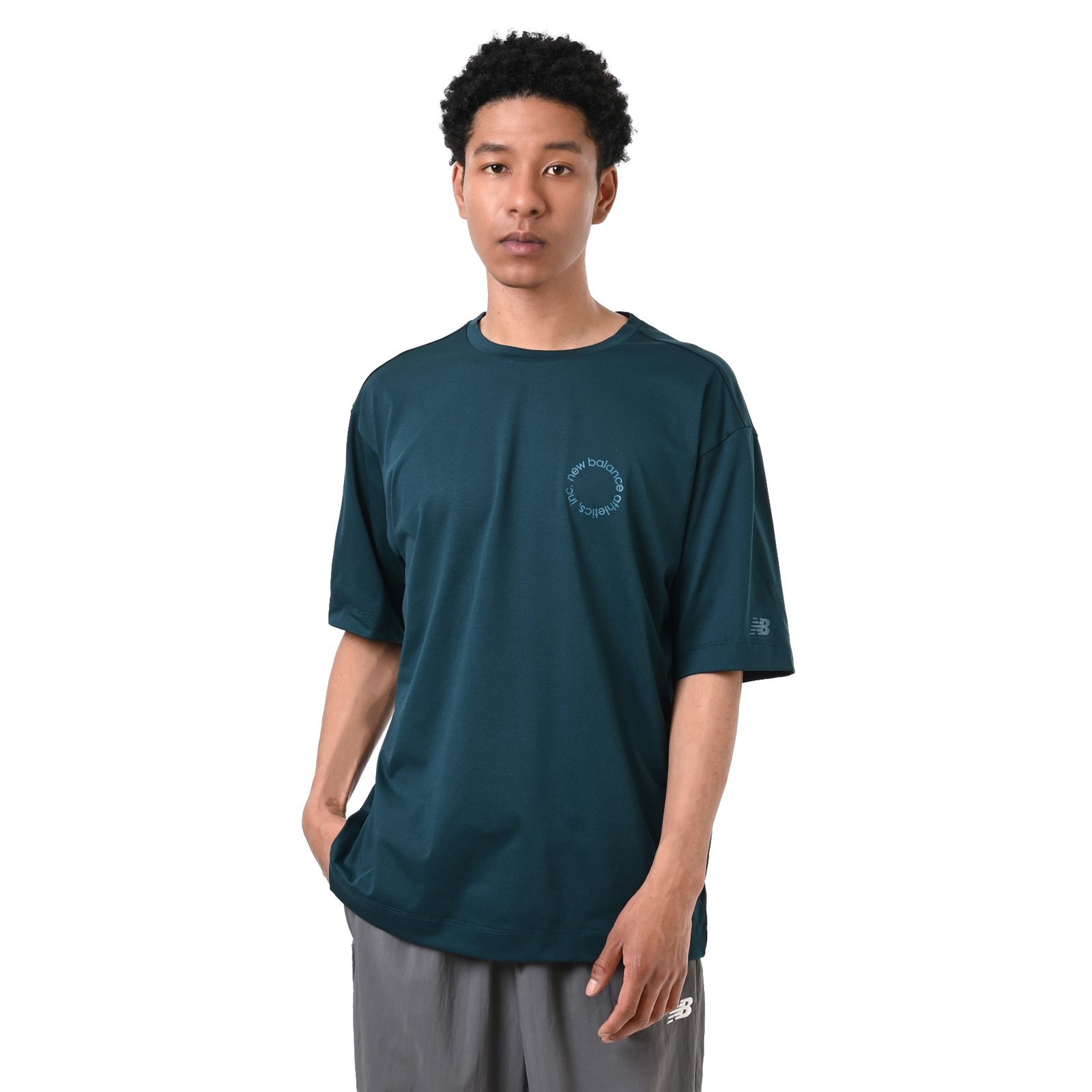 New Balance ファンクショナルリラックスドフィットショートスリーブTシャツ ニューバランス トップス カットソー・Tシャツ ブラック【送料無料】
