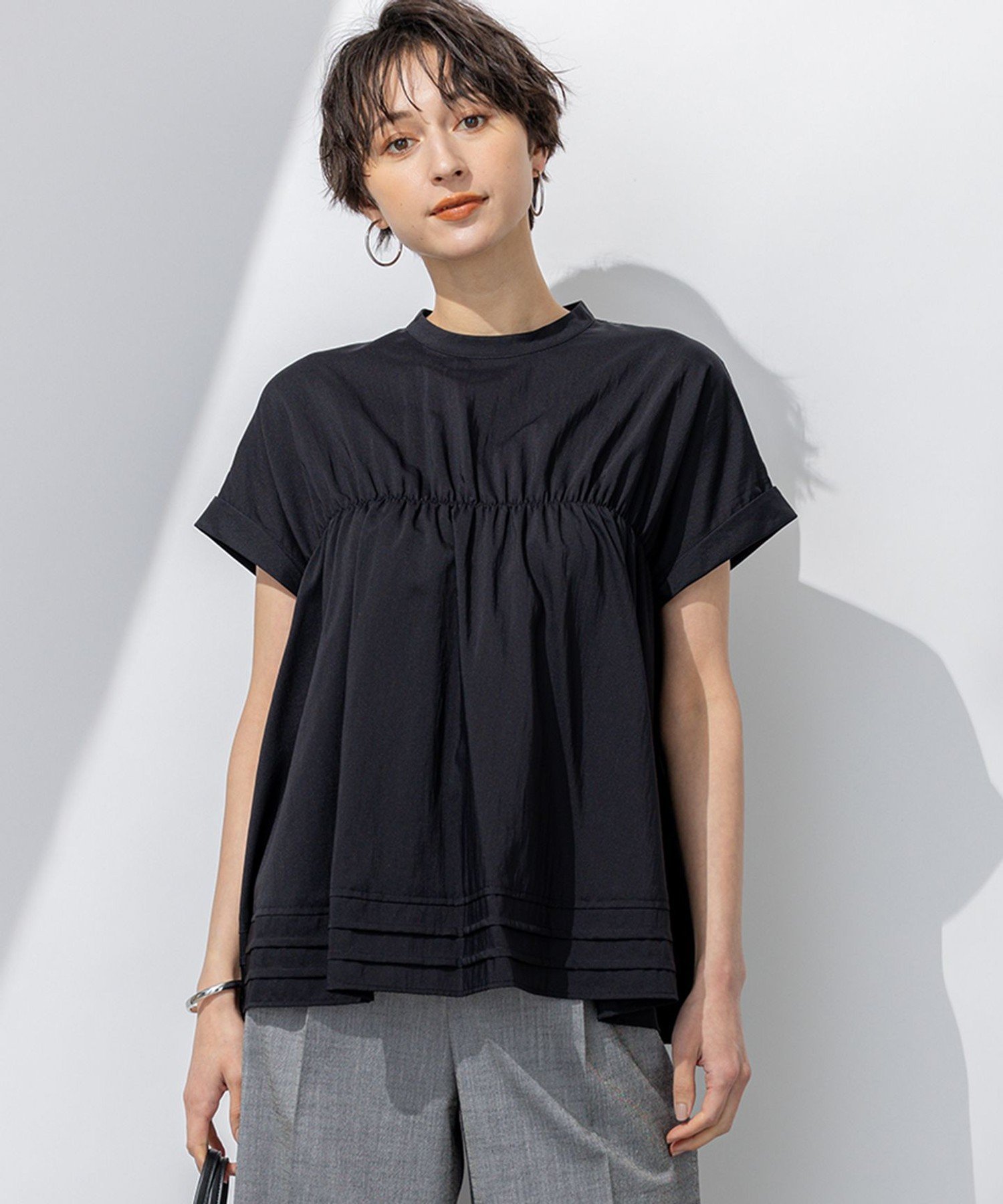 23区 L 【撥水加工/洗える】シアーナイロンツイル ギャザー ブラウス ニジュウサンク トップス シャツ・ブラウス ブラック パープル ホワイト