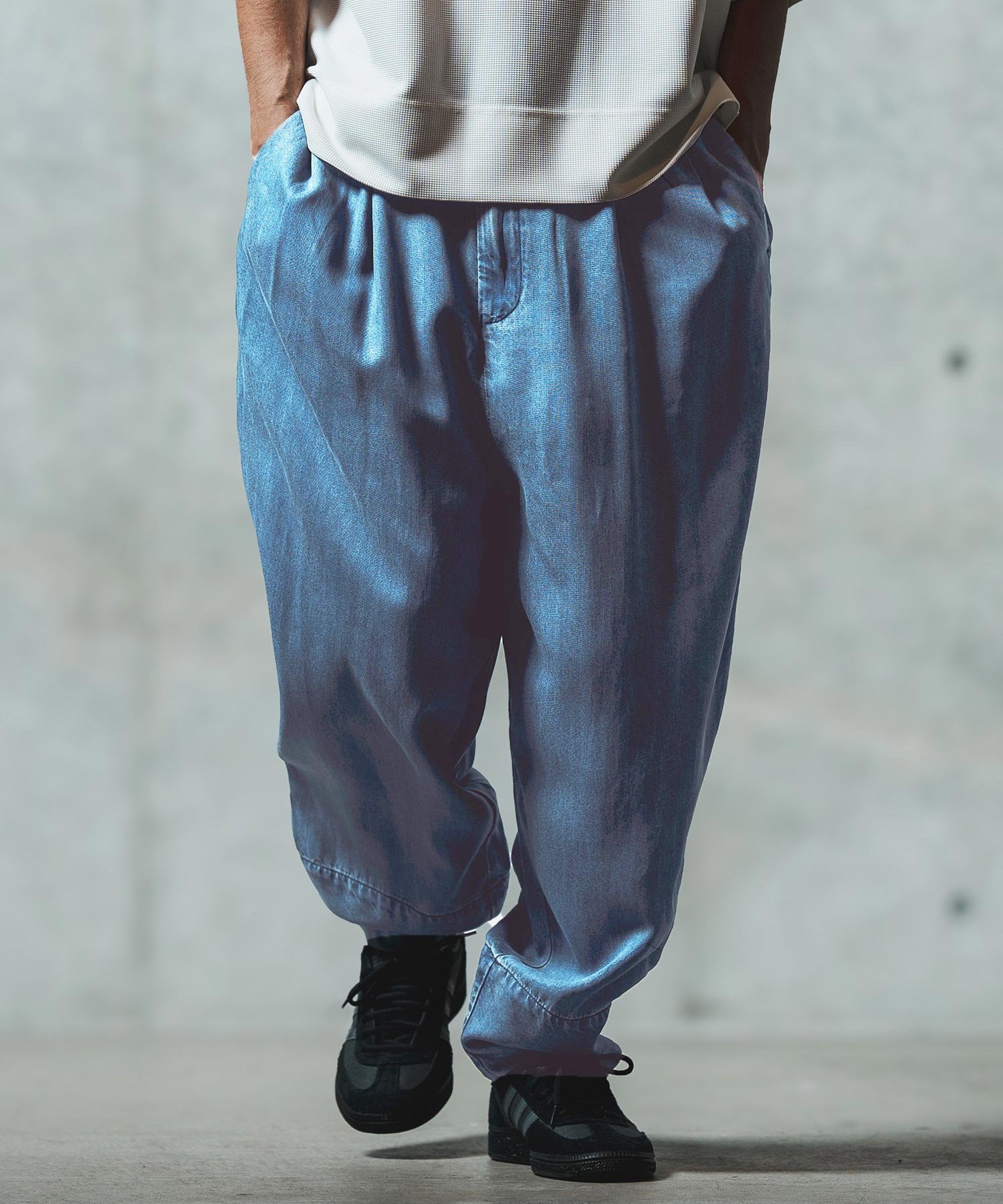 GLIMCLAP mp13556-Color scheme design & balloon silhouette pants-light ounc カンビオ パンツ その他のパンツ ネイビー【送料無料】