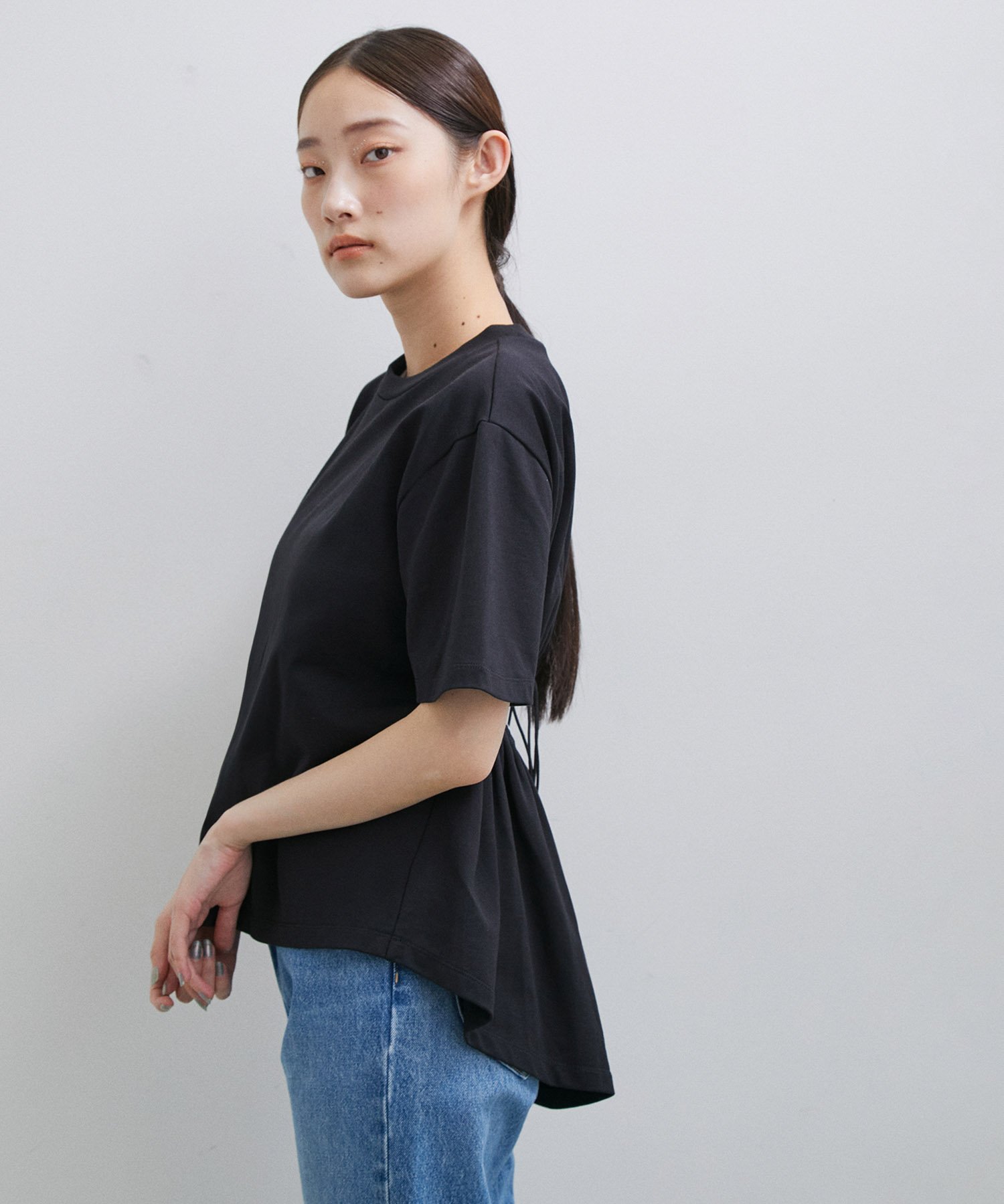 【SALE／40%OFF】ADAM ET ROPE' FEMME 【サステナブル】バックシャーリングTEE アダムエロペ トップス カットソー・Tシャツ ブラック ホワイト ブルー【送料無料】