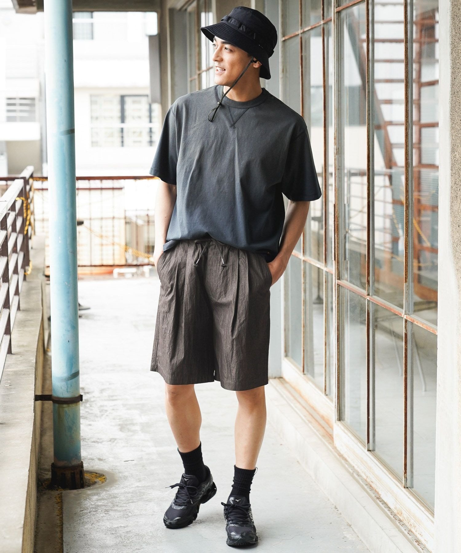 90'sワイドショートパンツ ベイフロー パンツ その他のパンツ ネイビー グレー