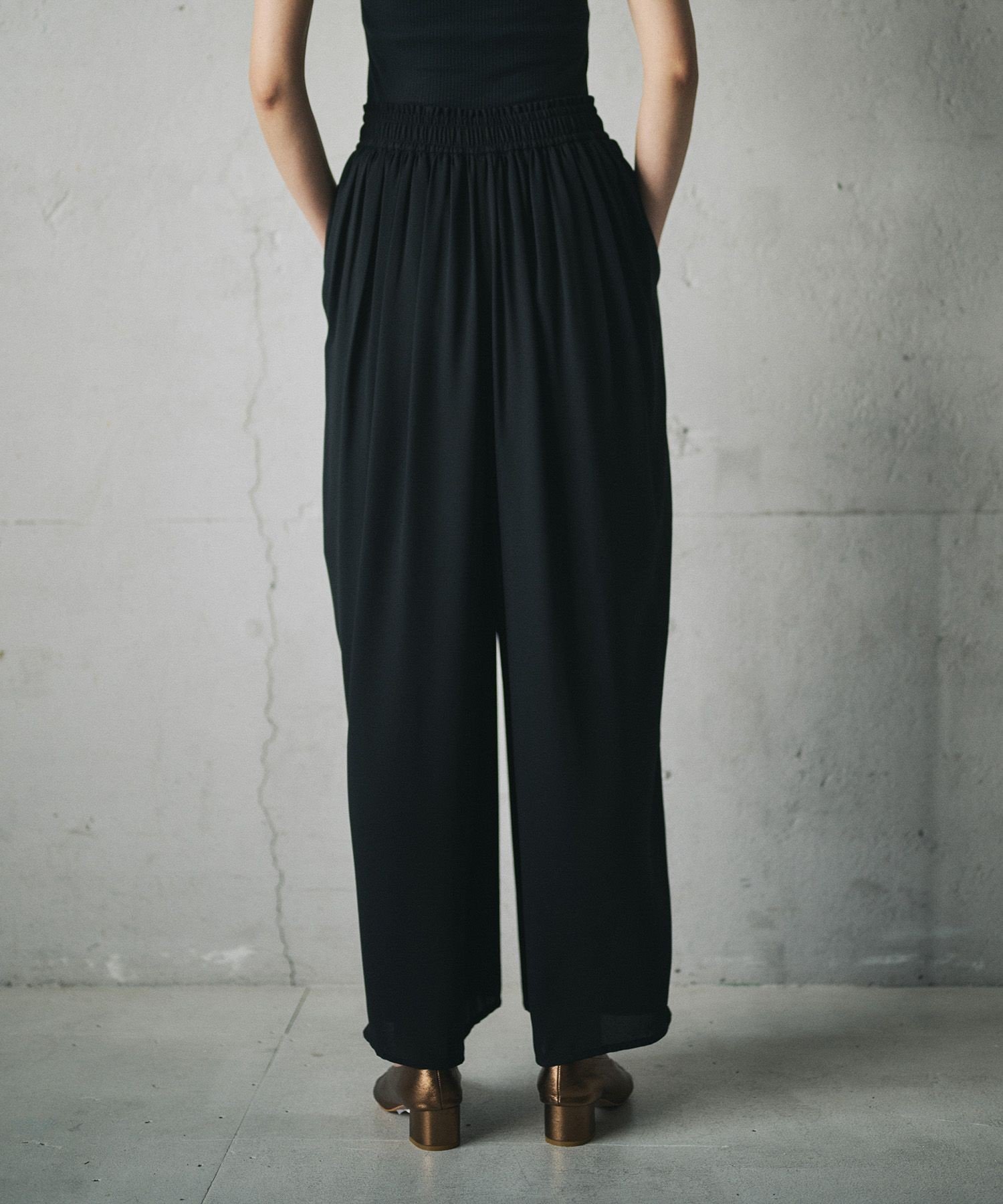REALM 【一部店舗限定】【REALM(レルム)】GATHERED PANTS｜ギャザーパンツ ロペ パンツ その他のパンツ ブラック