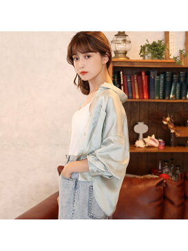【SALE/30%OFF】one after another NICE CLAUP サテンショートブラウス ワンアフターアナザー ナイスクラップ シャツ/ブラウス シャツ/ブラウスその他 ホワイト グリーン ベージュ ブラウン