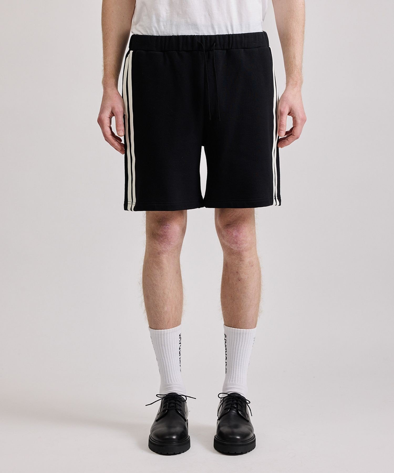 Varsity Striped Sweat Shorts サタデーズ ニューヨークシティ パンツ その他のパンツ ブラック ワインレッド
