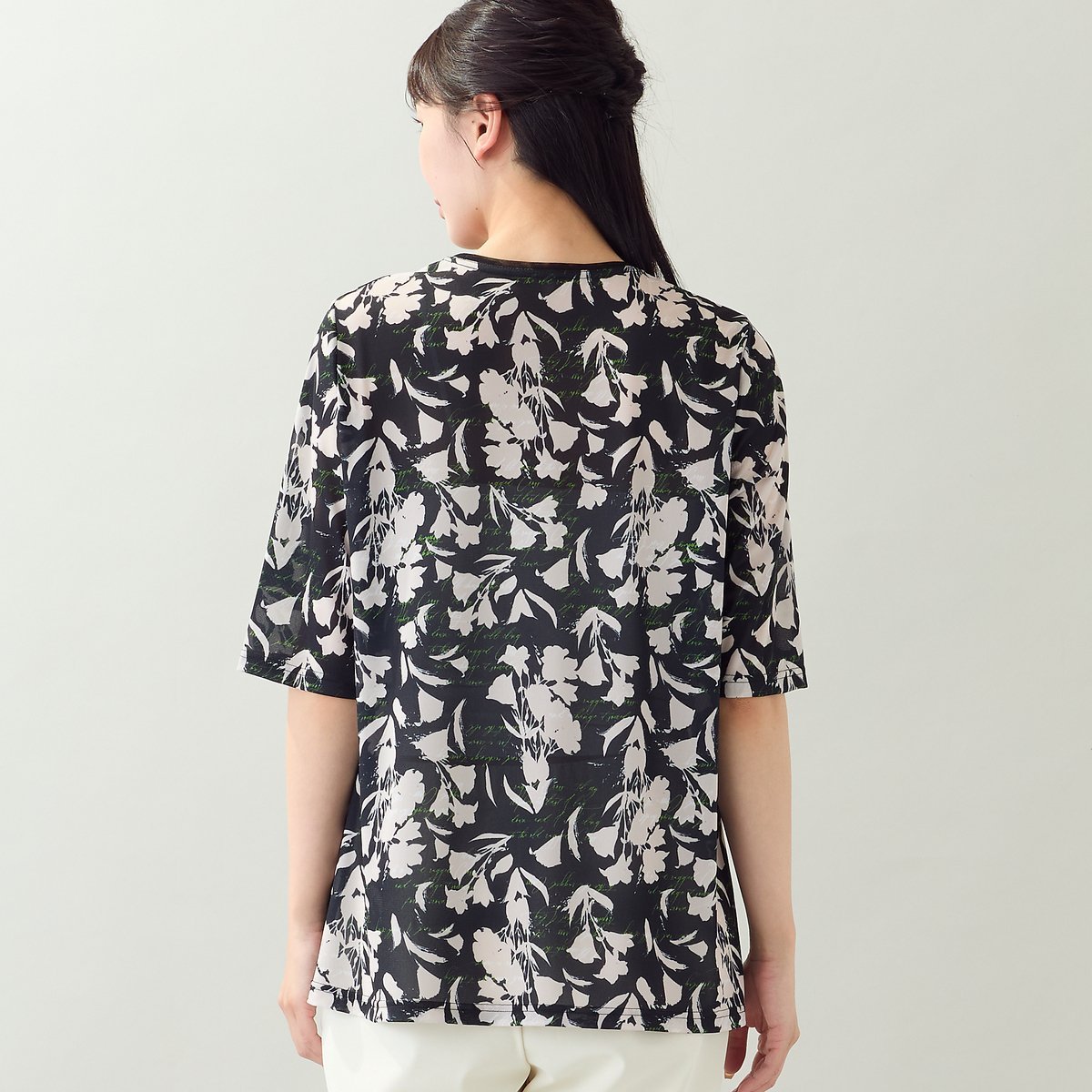missel 【洗える・日本製・L~4Lサイズ】シルエットフラワー チュールカットソー ミゼール トップス カットソー・Tシャツ ブラック ベージュ