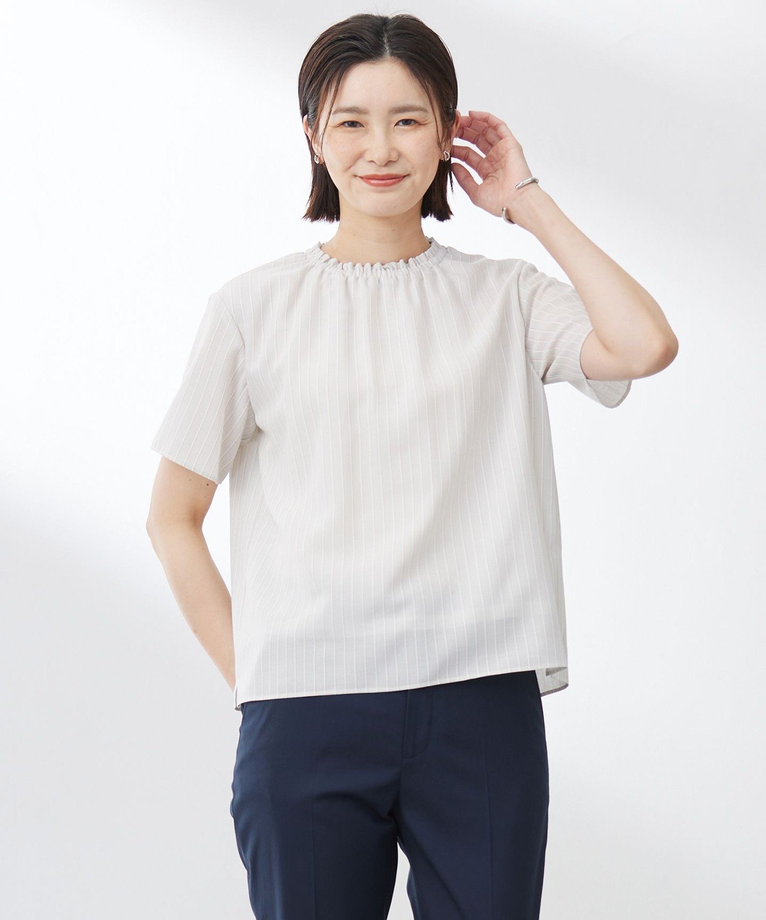 J.PRESS 【洗える】シアーストライプ&チェック ブラウスライク カットソー ジェイプレス トップス カットソー・Tシャツ グレー