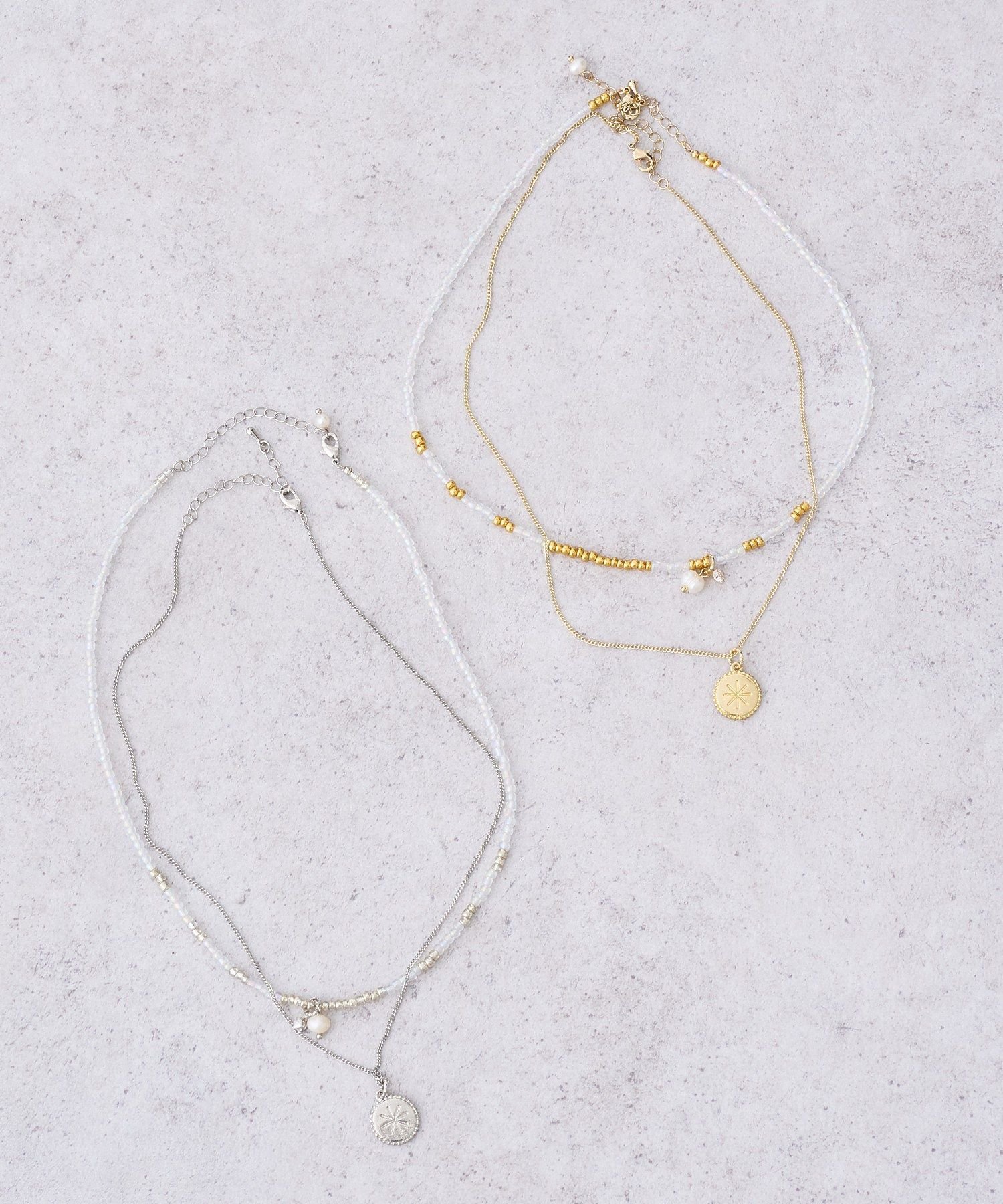 【SALE／50%OFF】earth music&ecology 2SETビーズ&プレートネックレス アースミュージック&エコロジー アクセサリー・腕時計 ネックレス シルバー ゴールド