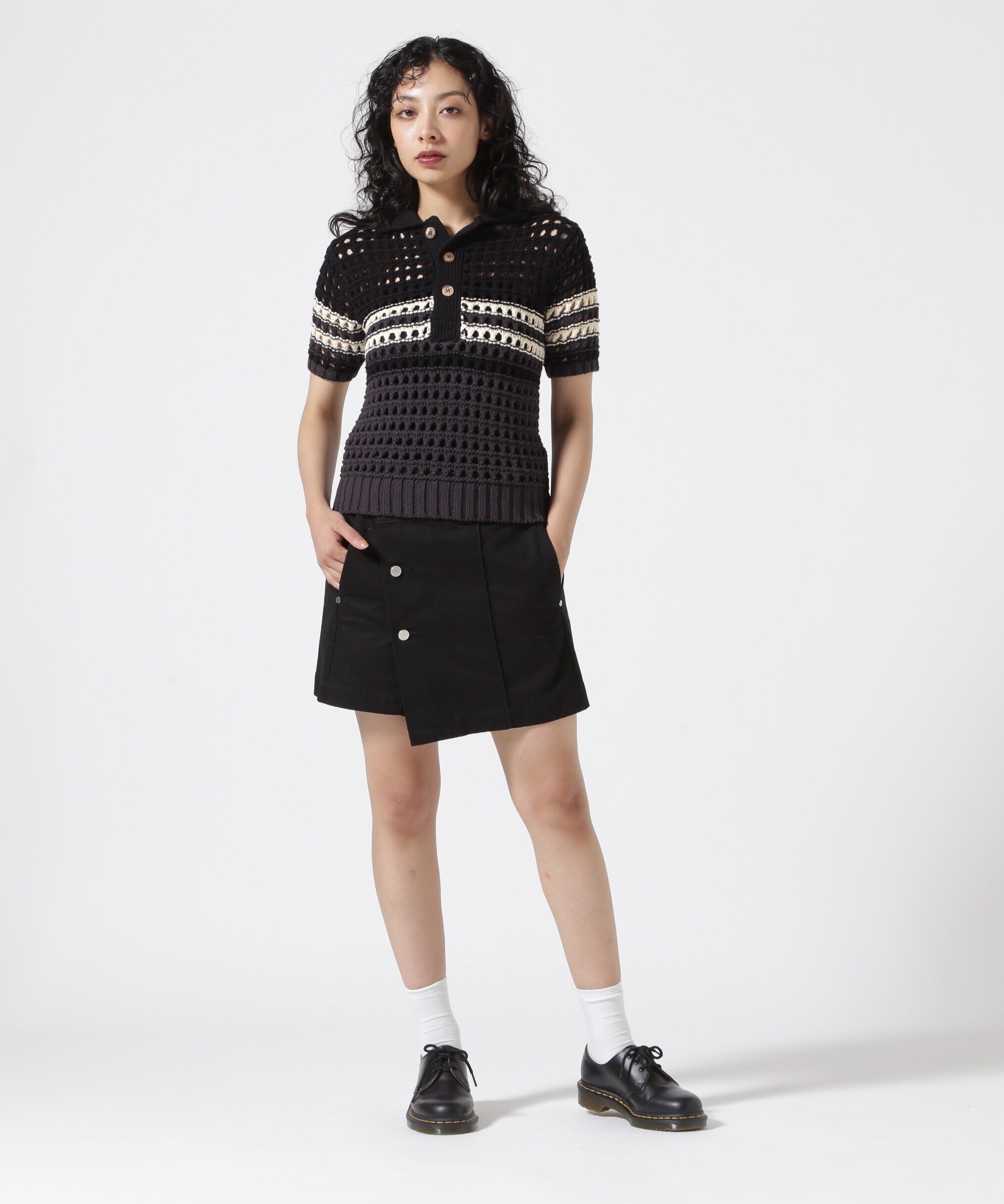 LHP VOLTAGE CONTROL FILTER/ヴォルテージコントロールフィルター/MESH BORDER TIGHT KNIT POLO エルエイチピー トップス カットソー・Tシャツ ブラック ピンク
