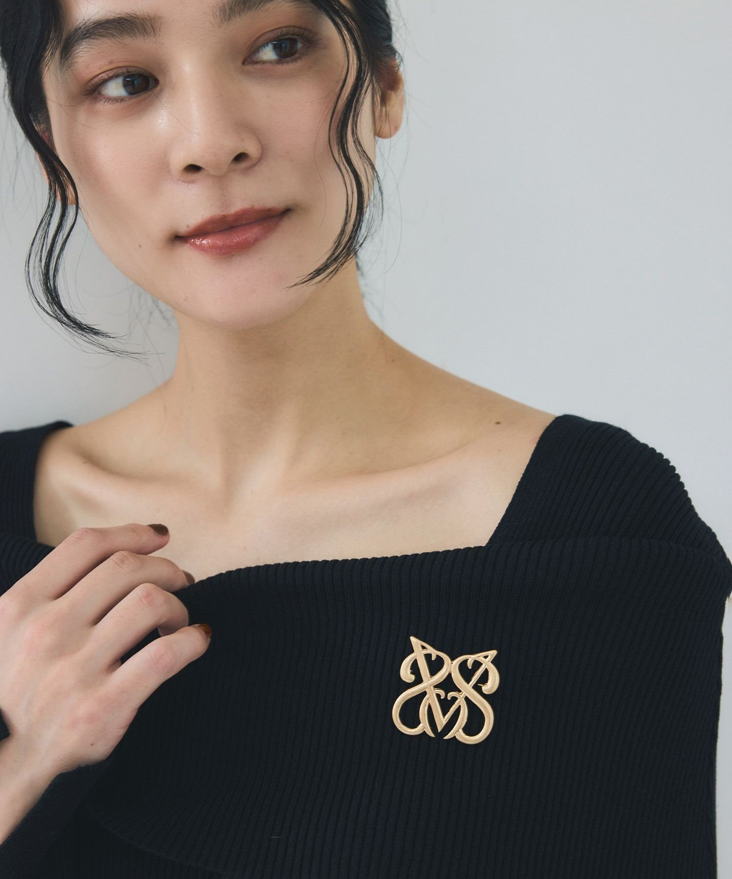 VIS ロゴメタルブローチ ビス アクセサリー・腕時計 ブローチ・コサージュ・バッジ シルバー ゴールド