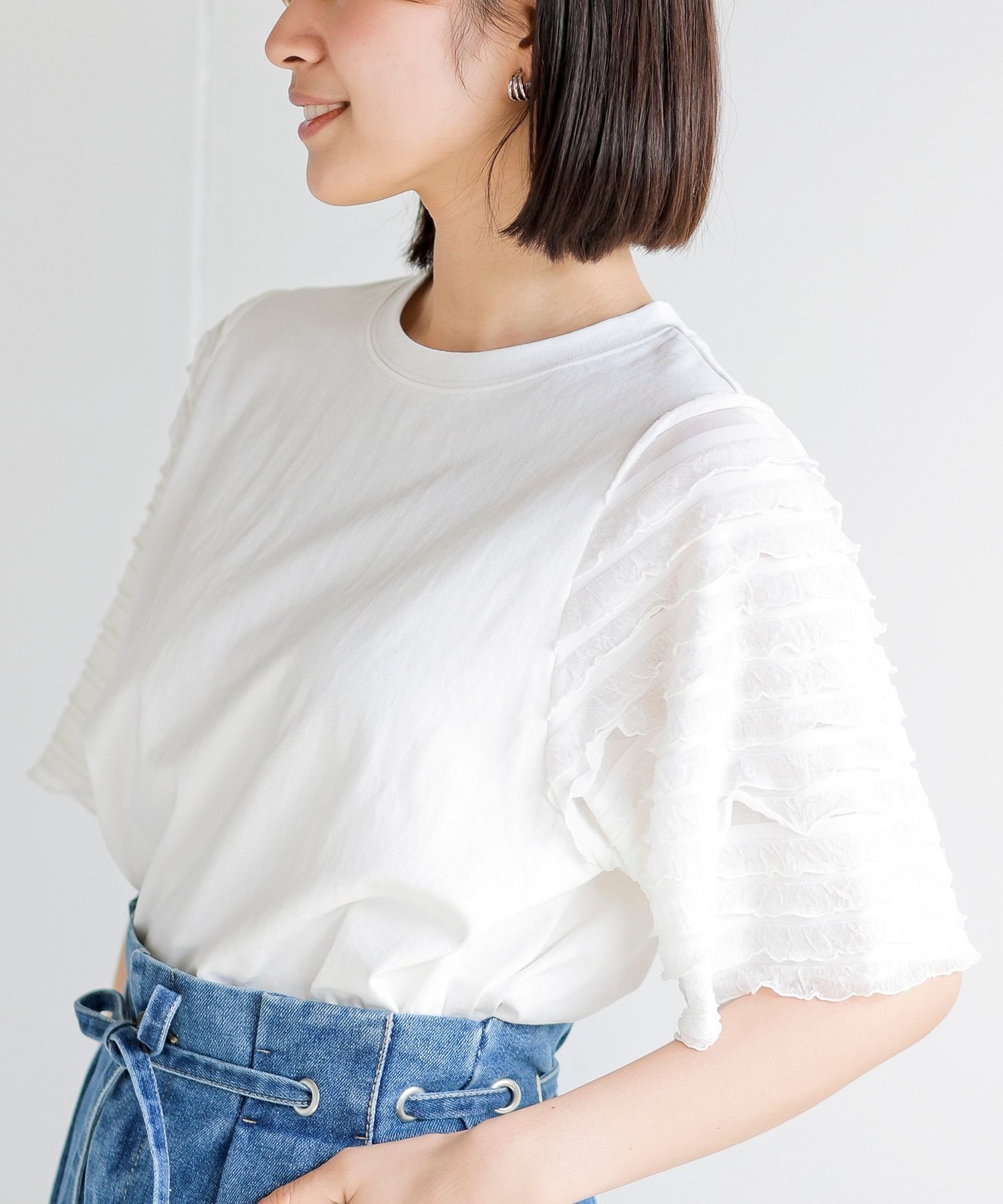 rps フリルジャガードスリーブ半袖Tee アールピーエス トップス カットソー・Tシャツ ホワイト ブラックのサムネイル