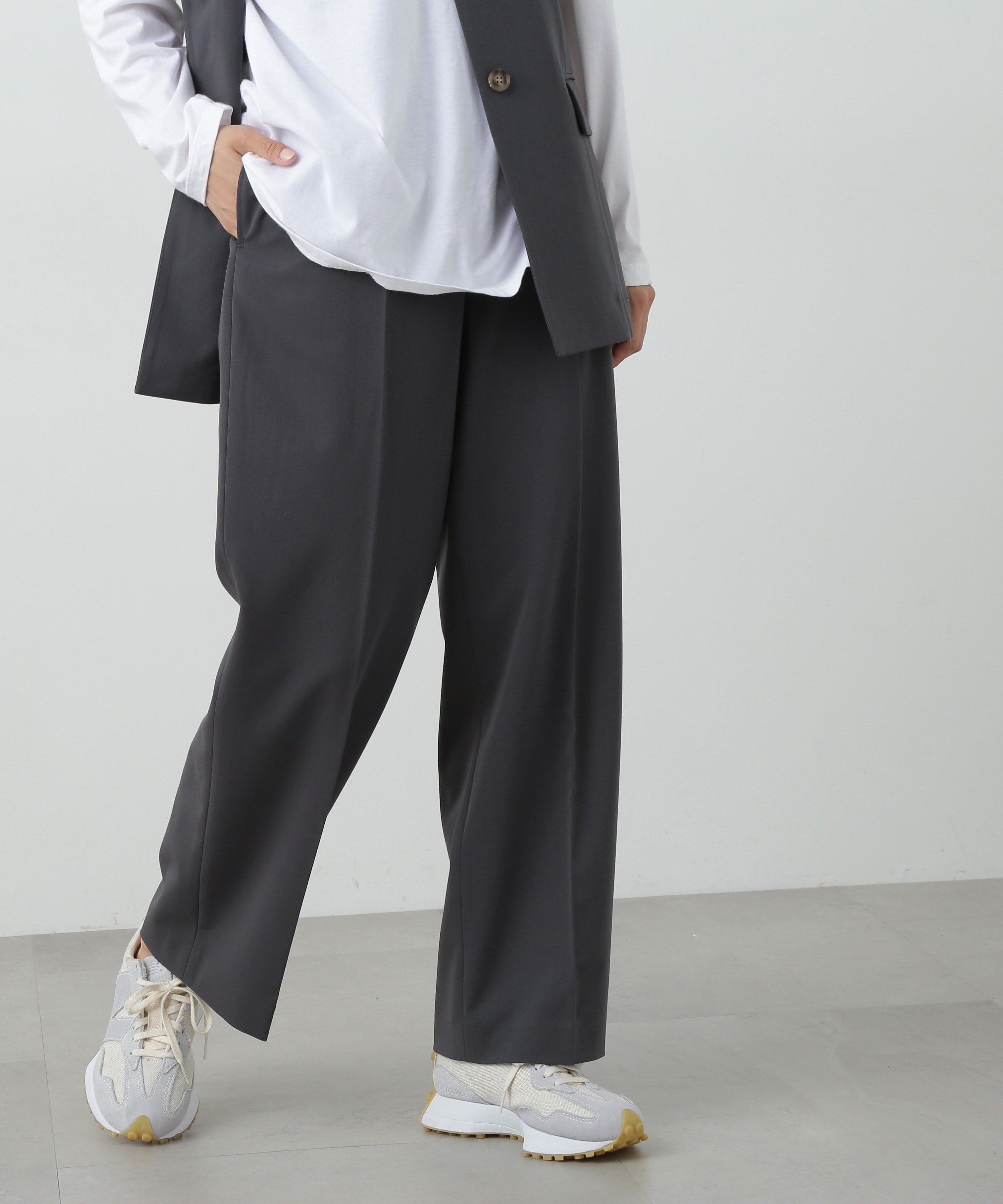 N. Natural Beauty Basic ハイウエストスラックスワイドパンツ《S Size Line》 エヌ ナチュラルビューティーベーシック* パンツ その他のパンツ グレー ブラウン