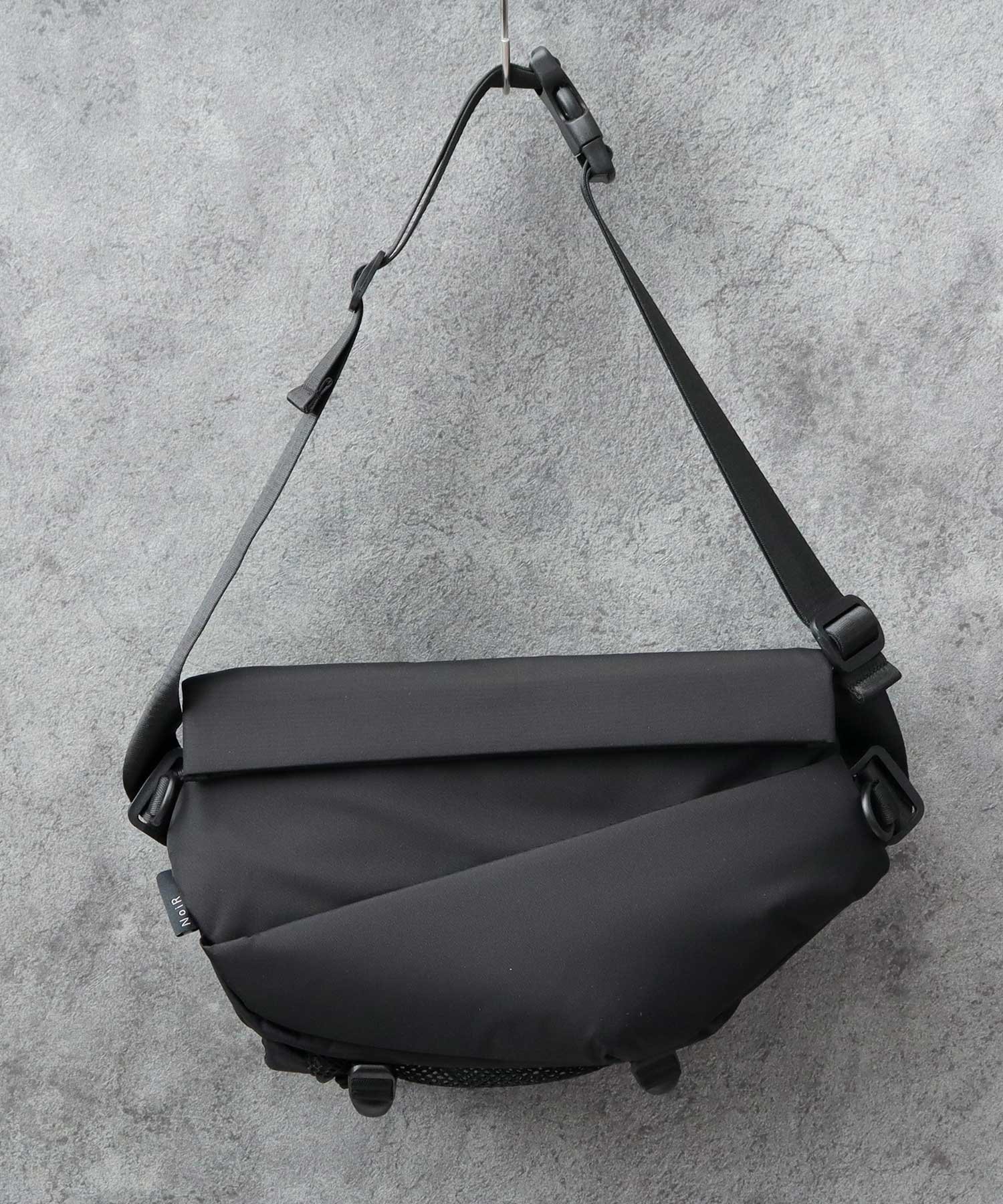 NOIR ショルダーバッグ メンズ レディース ボディバッグ 黒 ノアール NoiR エー.エム.エス. バッグ ショルダーバッグ ブラック