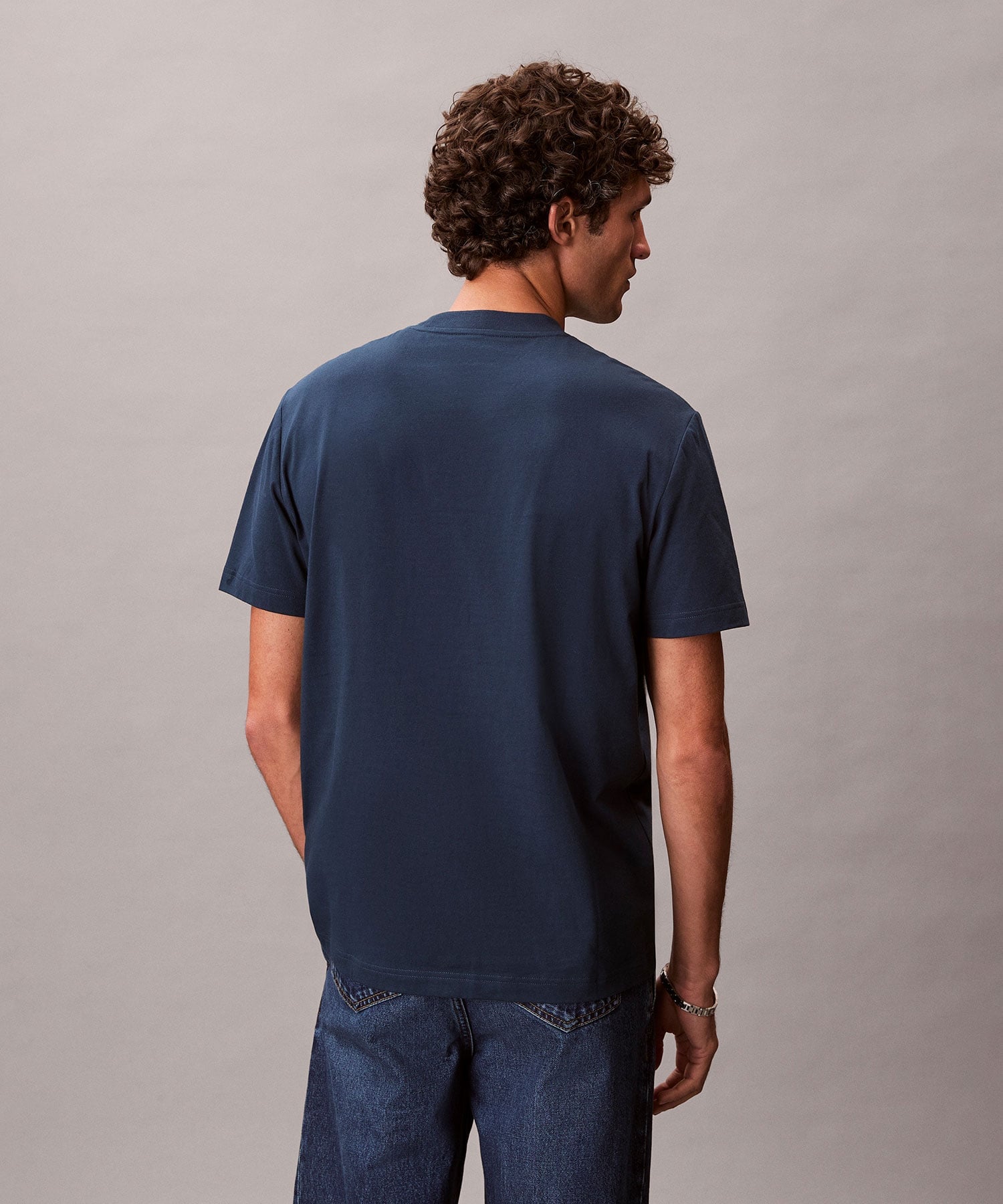 Calvin Klein Jeans (U)【公式ショップ】 カルバンクライン インスティテューショナル エンボスロゴ レギュラーTシャツ Calvin Klein Jeans 4RAB803 カルバン・クライン トップス カットソー・Tシャツ ベージュ ネイビー【送料無料】