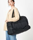 LeSportsac（レスポートサック）【公式】レスポートサック ボストンバッグ 4320U185 LeSportsac【色番】U185リサイクルドブラックJP【型番】4320DELUXEXLWEEKENDER耐久性、軽量、サスティナブルという発想をもとにN.Y.で生まれたレスポートサック。サスティナビリティの新たな取込みとして誕生した、リサイクル素材を使用したブラックソリッドです。【日本限定】リサイクルドブラックJPLeSportsac(レスポートサック)人気カラーの無地ブラック(黒)です。シンプルなデザインで普段使いはもちろん、通勤・通学にも使いやすく、年齢問わずユニセックスとしてもおすすめです。【スタイル説明】4ー6泊の荷物が入る大容量のボストンバッグ。スポーツ、レジャーやキャンプなどのアウトドア、家族旅行など様々なシーンで活躍するアイテムです。外と中にポケットがあり、細かい物もしまいやすく荷物の整理に役立ちます。使わないときは折りたたんでコンパクトに収納できるのも嬉しいポイント。【仕様】メイン開閉部：両開きファスナー表面：ファスナーポケット×4裏面（内側）：ファスナーポケット×1、オープンポケット×4ショルダーストラップ：取り外し・長さ調節可こちらはレスポートサック公式ストアです。商品は全て正規品です。※同じスタイルでお探しの場合は【レスポ　4320】プリント一覧をご覧になりたい場合は【レスポ　U185】と画面上部の「検索欄」に入力し、ご確認ください。【レスポートサック公式ショップ　lesportsac軽量大容量旅行トラベル海外旅行出張スポーツアウトドア人気】型番：4320U185-BK-F JX5876【採寸】サイズ縦横マチフリー42cm62cm24cm商品のサイズについて【商品詳細】素材：ナイロンサイズ：フリー※画面上と実物では多少色具合が異なって見える場合もございます。ご了承ください。商品のカラーについて 【予約商品について】 ※「先行予約販売中」「予約販売中」をご注文の際は予約商品についてをご確認ください。■重要なお知らせ※ 当店では、ギフト配送サービス及びラッピングサービスを行っておりません。ご注文者様とお届け先が違う場合でも、タグ（値札）付「納品書 兼 返品連絡票」同梱の状態でお送り致しますのでご了承ください。 ラッピング・ギフト配送について※ 2点以上ご購入の場合、全ての商品が揃い次第一括でのお届けとなります。お届け予定日の異なる商品をお買い上げの場合はご注意下さい。お急ぎの商品がございましたら分けてご購入いただきますようお願い致します。発送について ※ 買い物カートに入れるだけでは在庫確保されませんのでお早めに購入手続きをしてください。当店では在庫を複数サイトで共有しているため、同時にご注文があった場合、売切れとなってしまう事がございます。お手数ですが、ご注文後に当店からお送りする「ご注文内容の確認メール」をご確認ください。ご注文の確定について ※ Rakuten Fashionの商品ページに記載しているメーカー希望小売価格は、楽天市場「商品価格ナビ」に登録されている価格に準じています。 商品の価格についてLeSportsacLeSportsacのボストンバッグバッグご注文・お届けについて発送ガイドラッピンググッズ3,980円以上送料無料ご利用ガイド