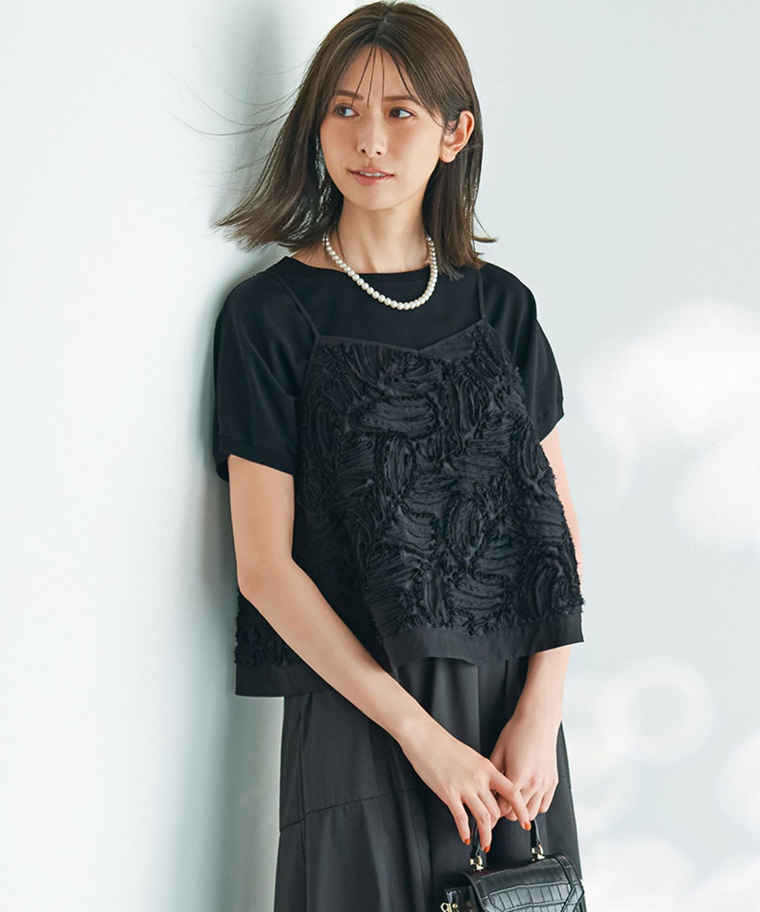 23区 L 【好評につき追加予約/洗える】リボンエンブロイダリー キャミソール ニジュウサンク トップス シャツ・ブラウス ベージュ ブラック【送料無料】のサムネイル