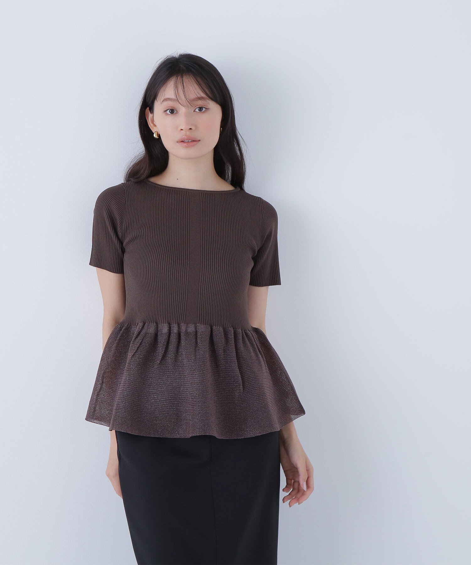 NATURAL BEAUTY BASIC シアーペプラムフォルムニット* ナチュラルビューティベーシック トップス ニット ブラウン ブラック オレンジ