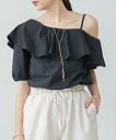 【SALE/50%OFF】Bab Bab/アシンメトリーオフショルダーブラウス バブ / ブージュルード トップス シャツ・ブラウス ブラック イエロー ホワイト