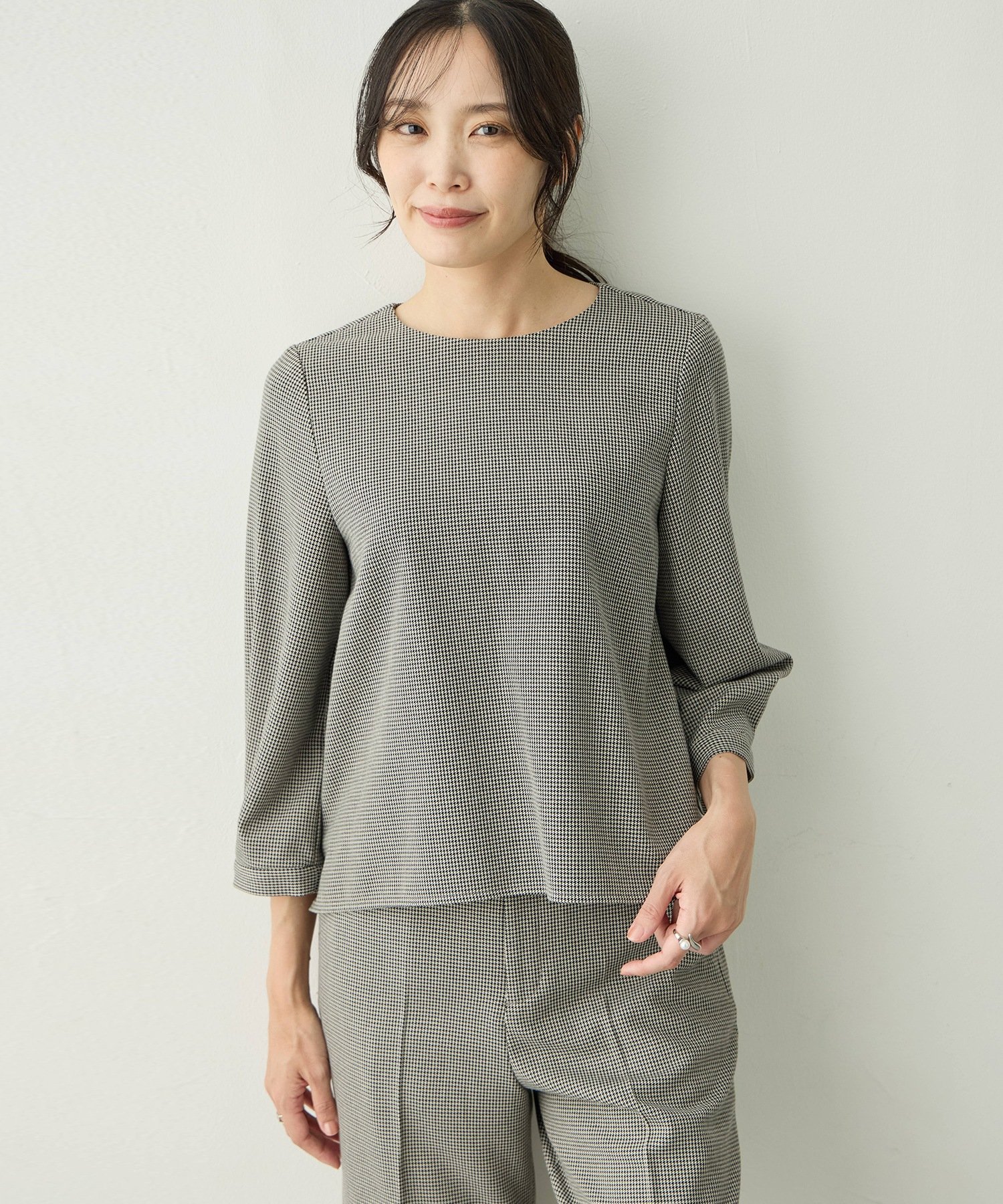 A/C DESIGN BY ALPHA CUBIC ローズオイル加工Tブラウス エーシーデザインバイアルファキュービック ト..