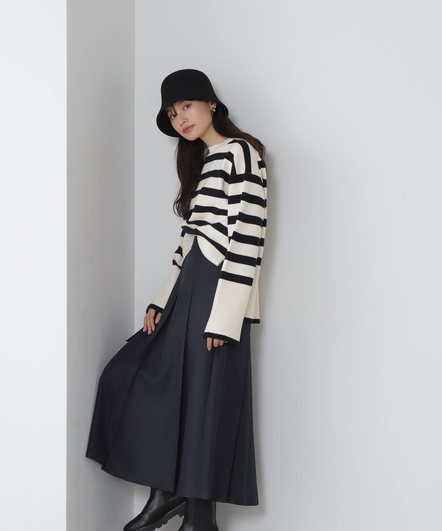 【SALE／50%OFF】NATURAL BEAUTY BASIC イレギュラータックフレアスカート ナチュラルビューティベーシック スカート その他のスカート ネイビー ブラウン【送料無料】のサムネイル