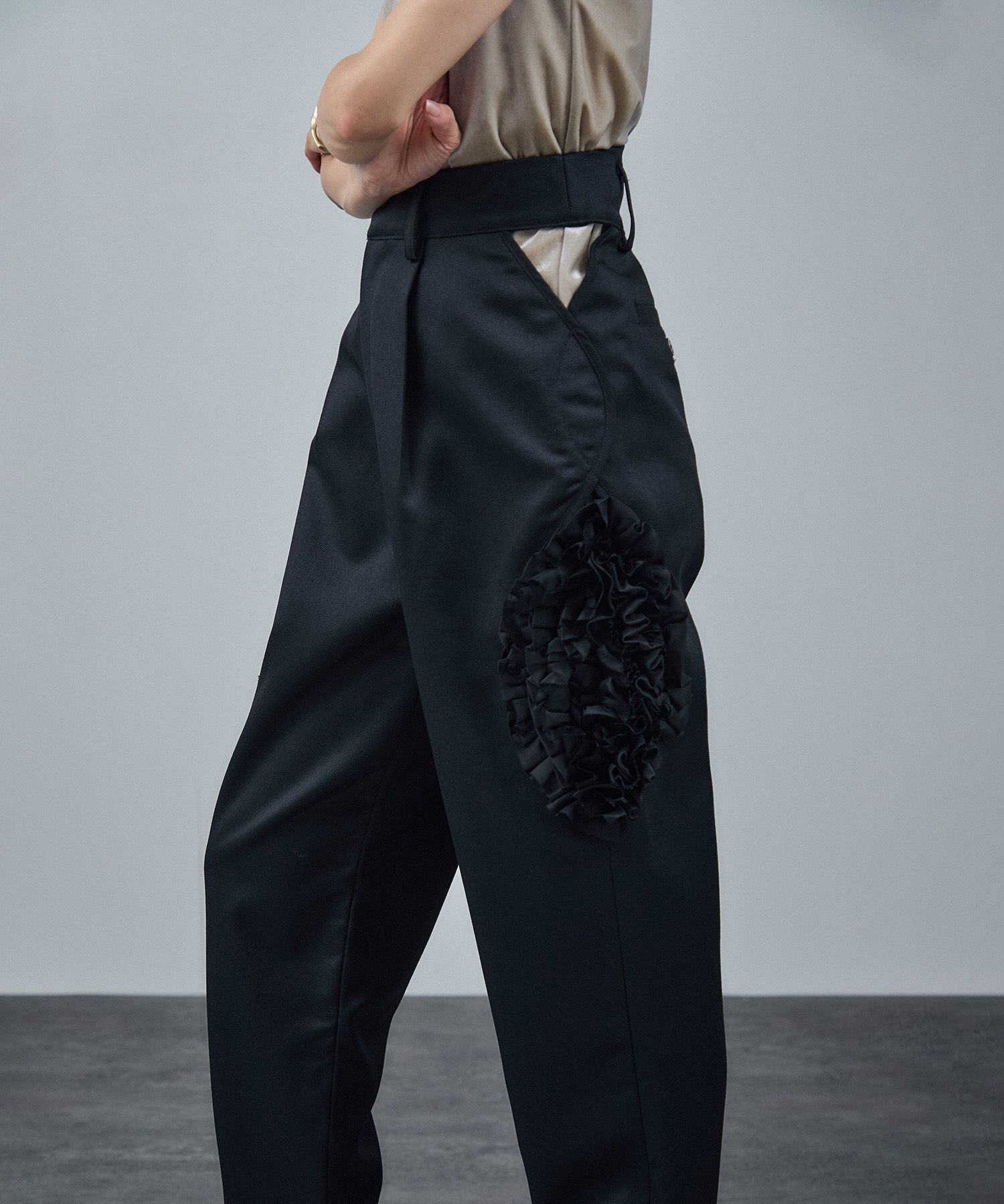 SALON adam et rope' 【VELVETY INDIGO BLUE BLACK】NUT PANT サロン アダム エ ロペ パンツ その他の..