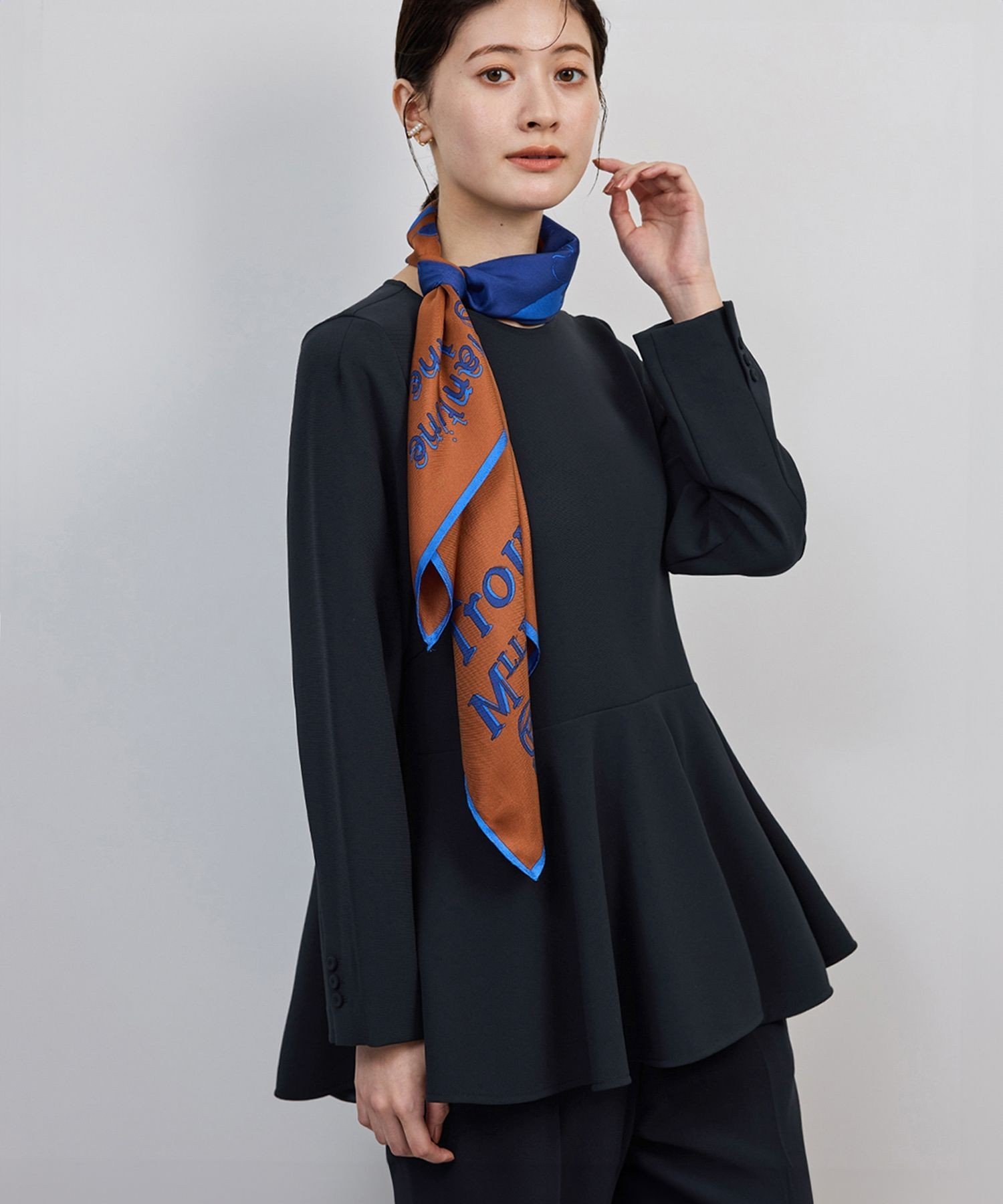 ROPE' トリアセダブルクロスペプラムブラウス/イージーケア ロペ トップス シャツ・ブラウス ベージュ ..