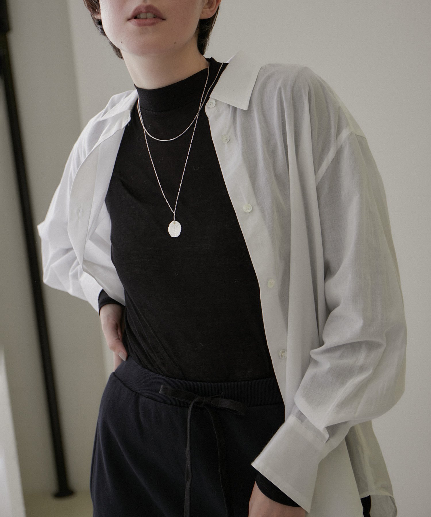 【SALE／30%OFF】SALON adam et rope' シアーハイネックロングスリーブTシャツ サロン アダム エ ロペ トップス カットソー・Tシャツ ブラック ホワイト グレー【送料無料】