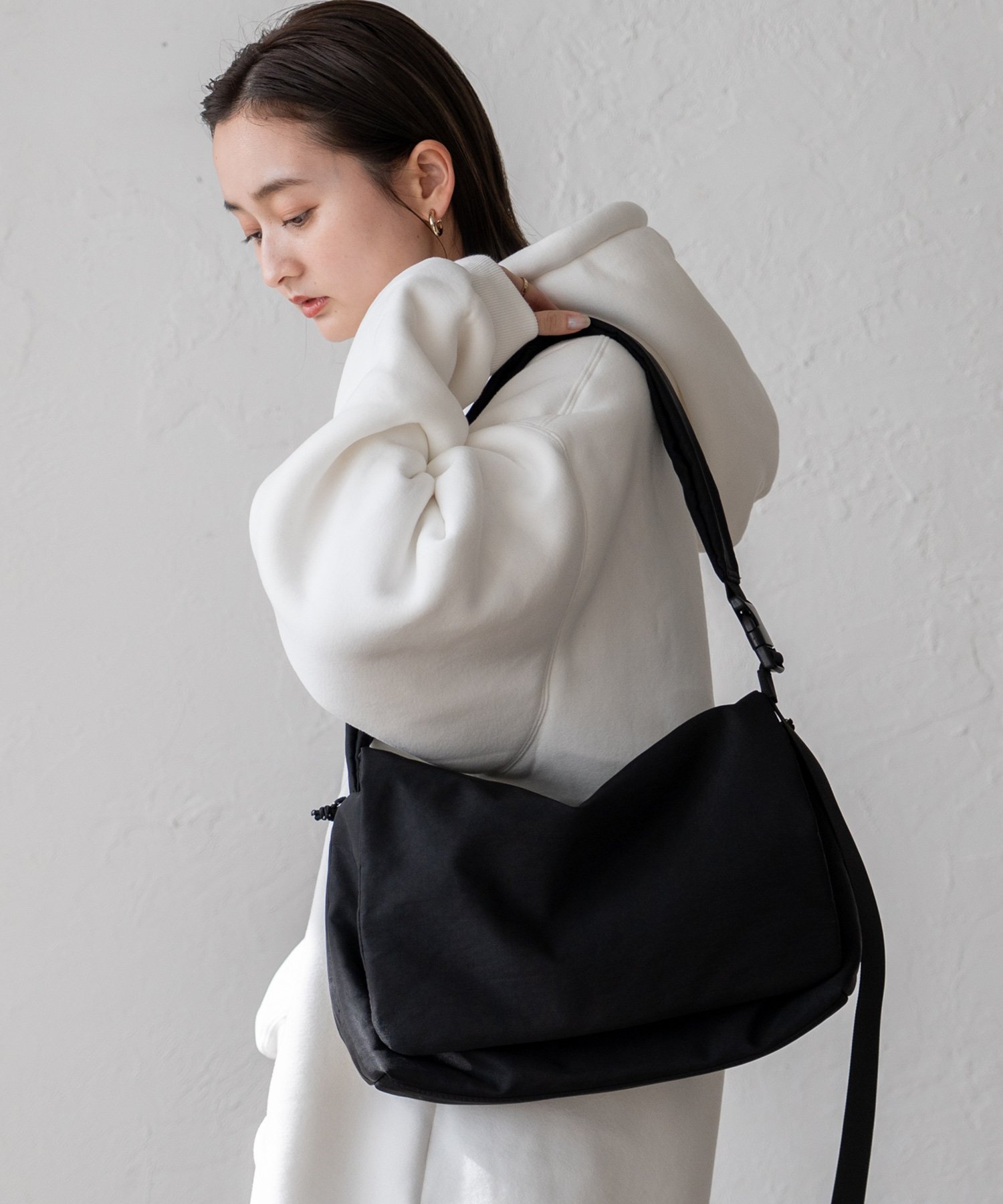 【SALE／33%OFF】Depral パファーショルダーバッグ ヴィータフェリーチェ バッグ ショルダーバッグ オレンジ ブラック【送料無料】