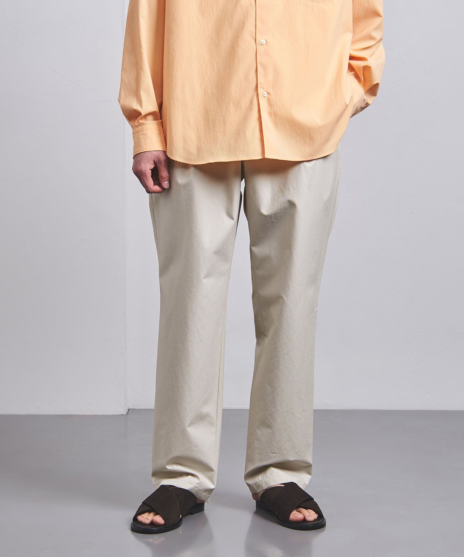 【SALE/50%OFF】UNITED ARROWS タイプライター ハーフギャザー テーパード 1プリーツ パンツ ユナイテッドアローズ アウトレット パンツ その他のパンツ グレー ホワイト【送料無料】
