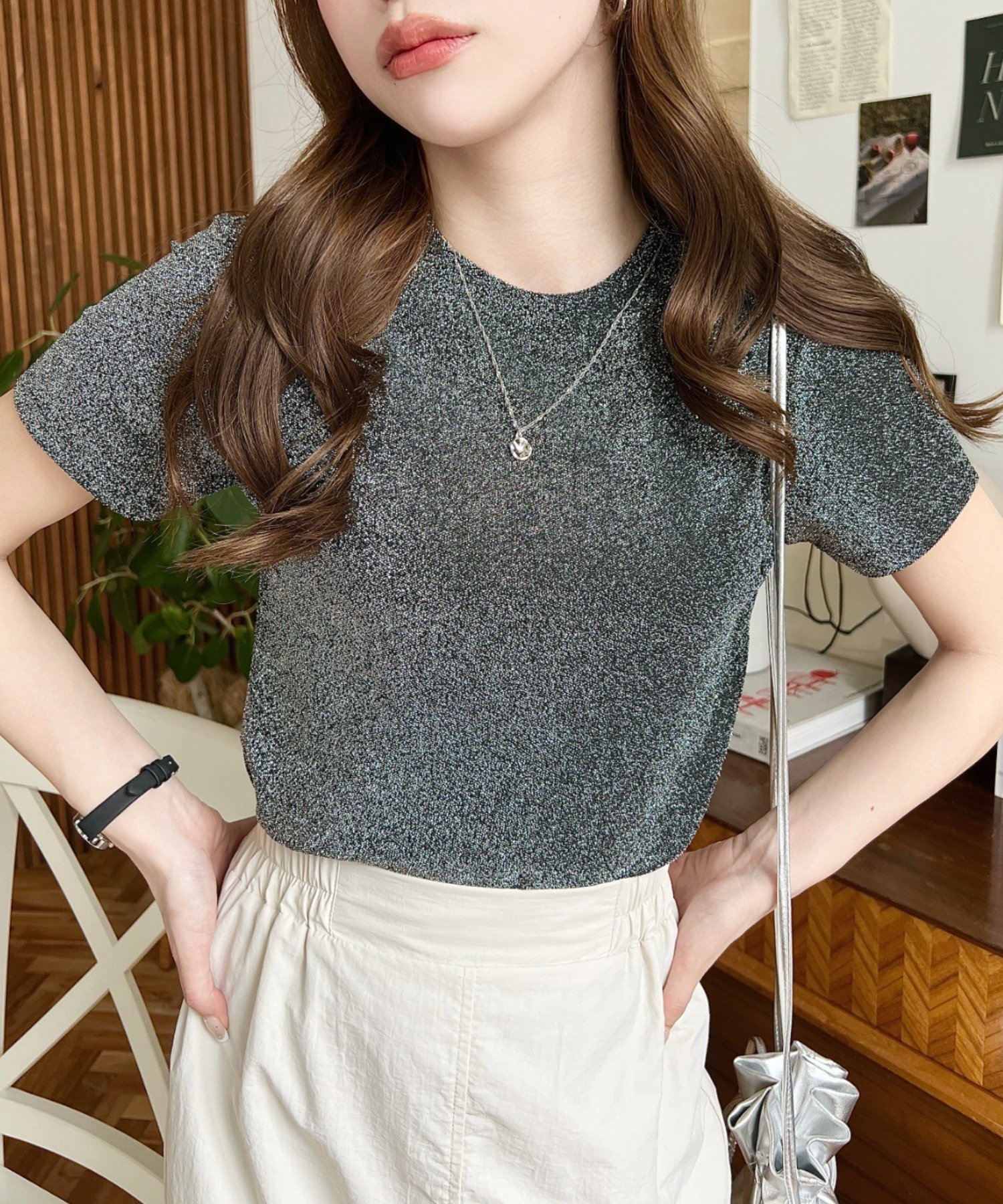 moment+ ラメチビTシャツ モーメントプラス トップス カットソー・Tシャツ ブラック ピンク ゴールド シルバーのサムネイル