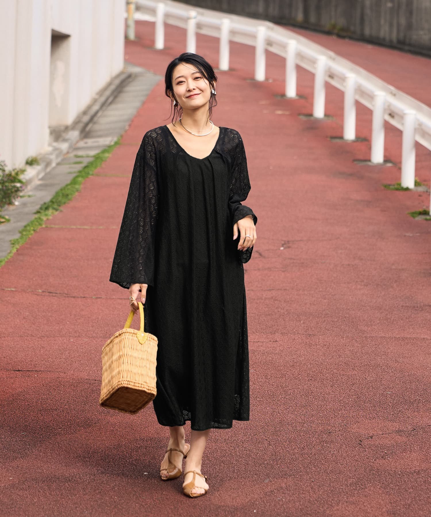 STYLE DELI 【LUXE】ウェーブレースロングワンピース スタイルデリ ワンピース・ドレス ワンピース ブラック【送料無料】のサムネイル