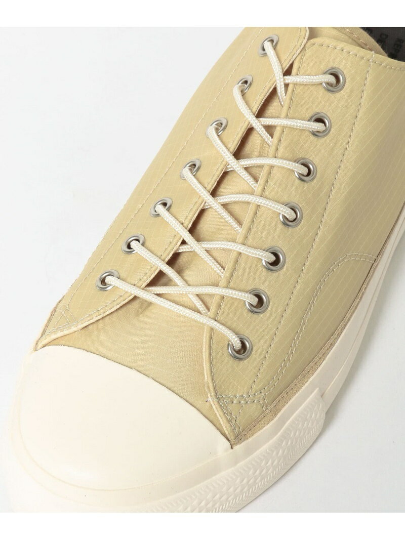 US Military Trainer 5882R: Beige