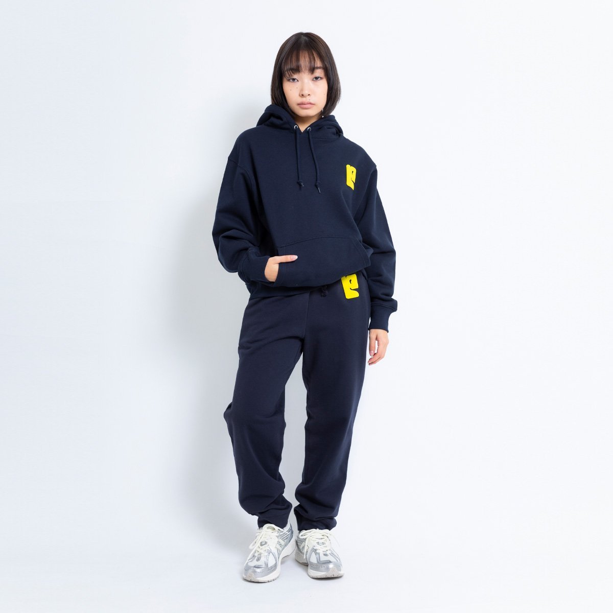 atmos pink atmos pink Foam Print Sweat Pants NAVY アトモス パンツ その他のパンツ ネイビー